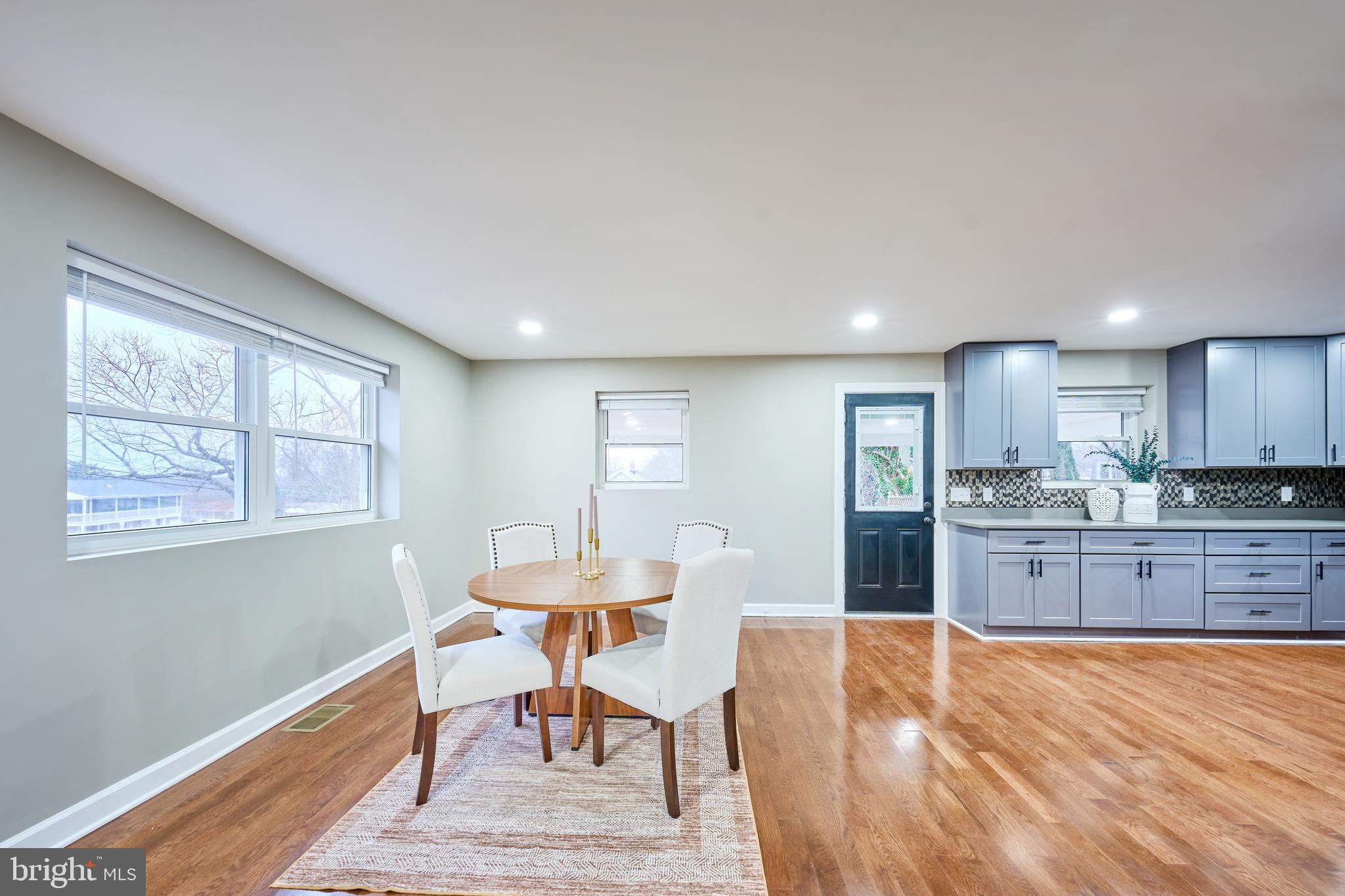 BROOKE-JANE MANOR - Residential