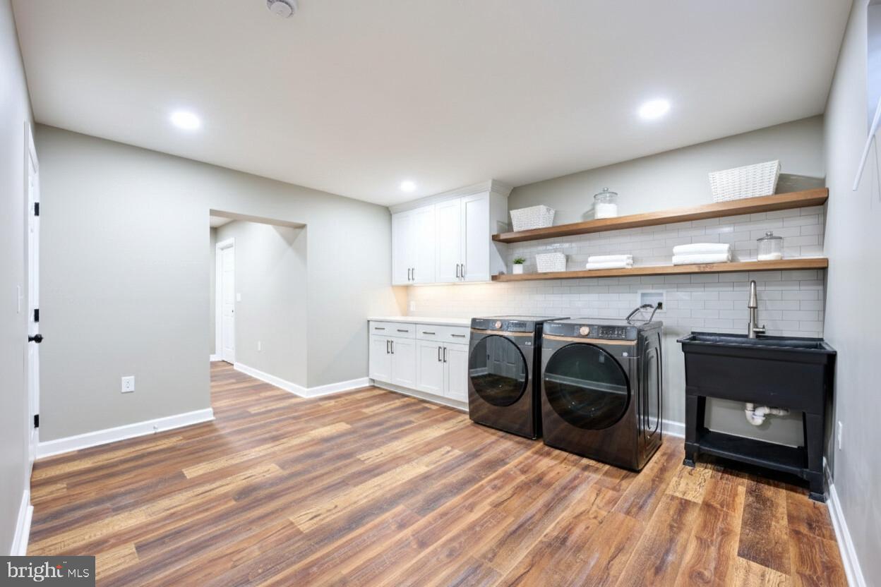 BROOKE-JANE MANOR - Residential