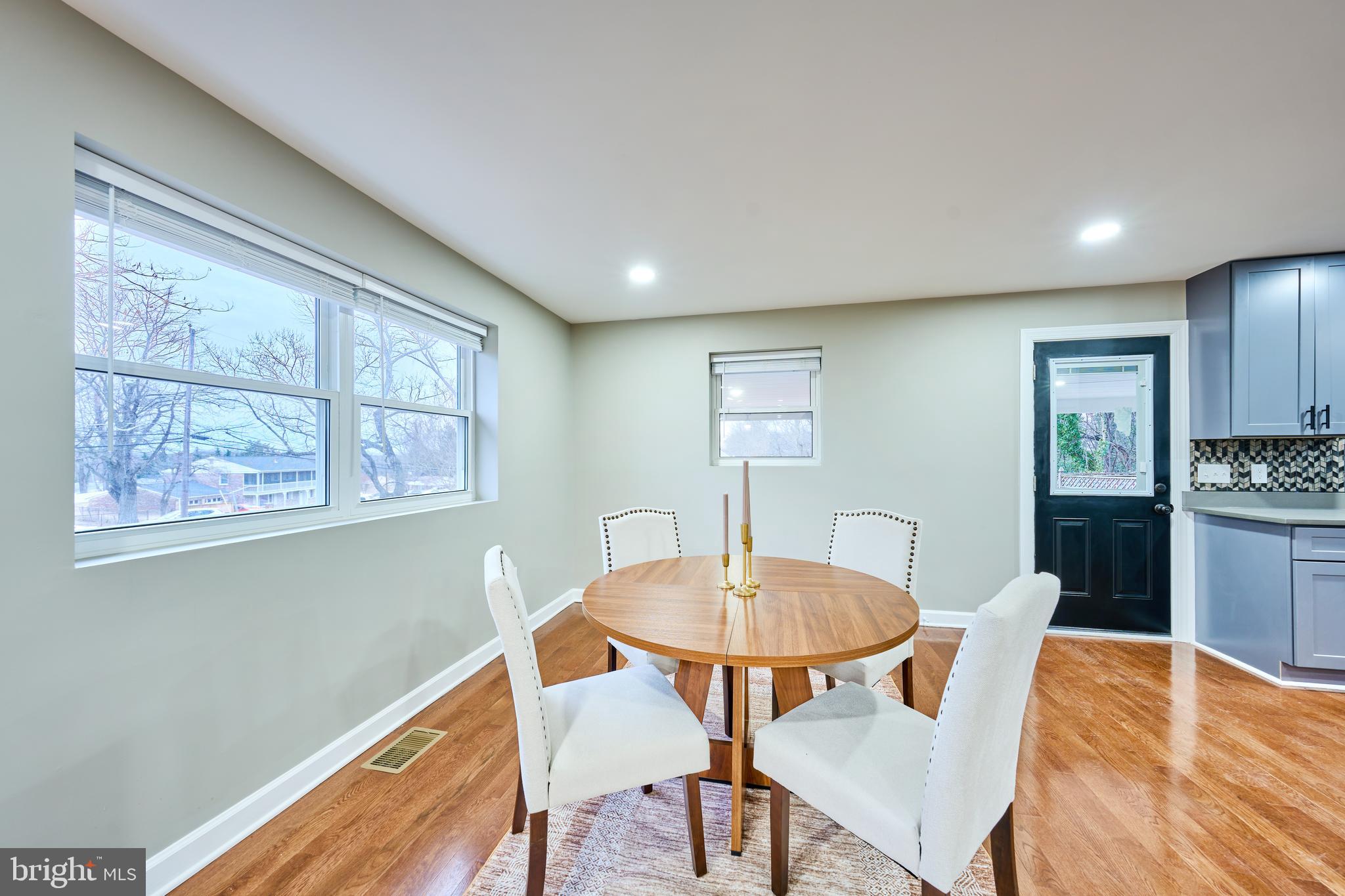 BROOKE-JANE MANOR - Residential