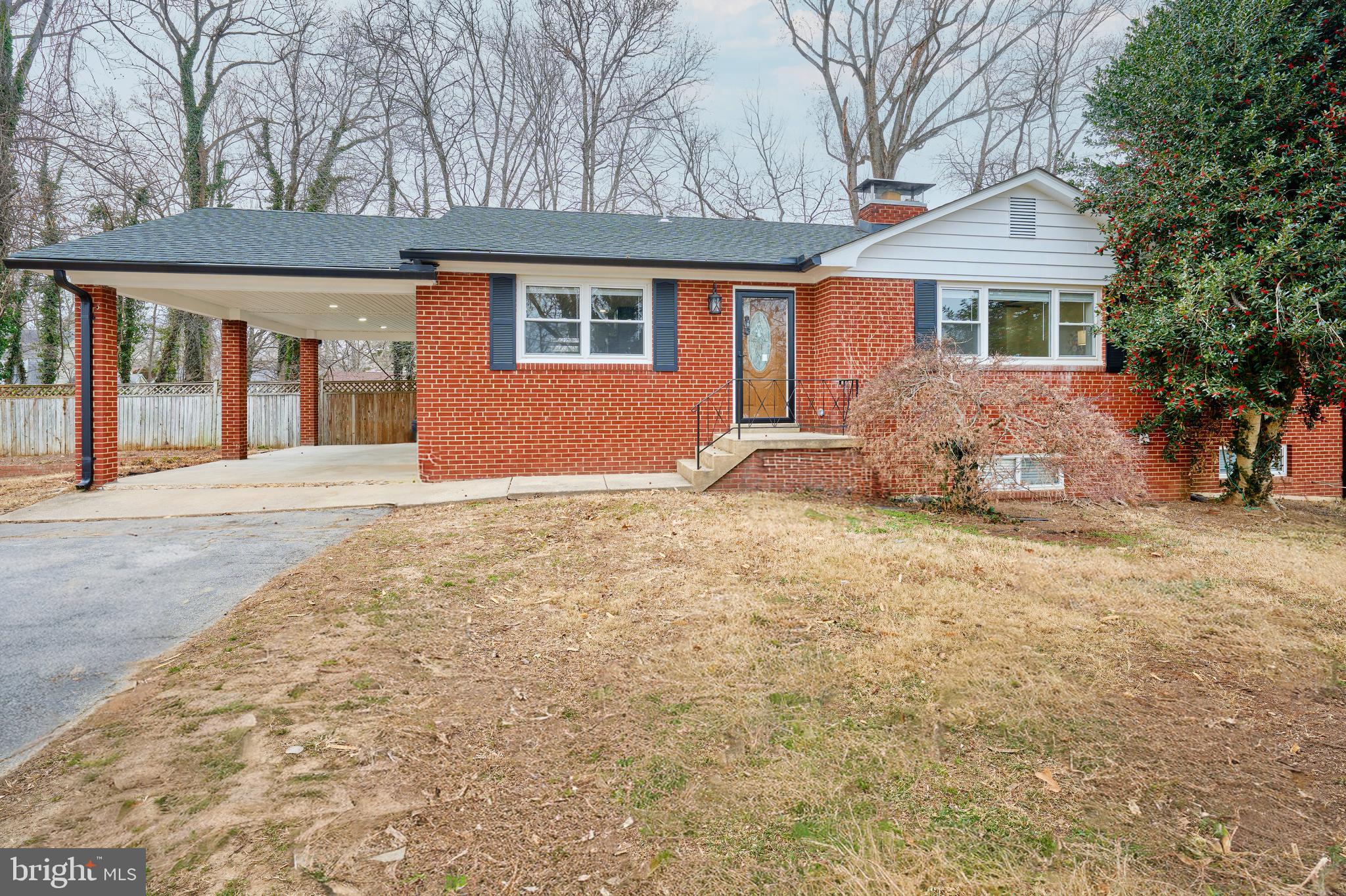 BROOKE-JANE MANOR - Residential