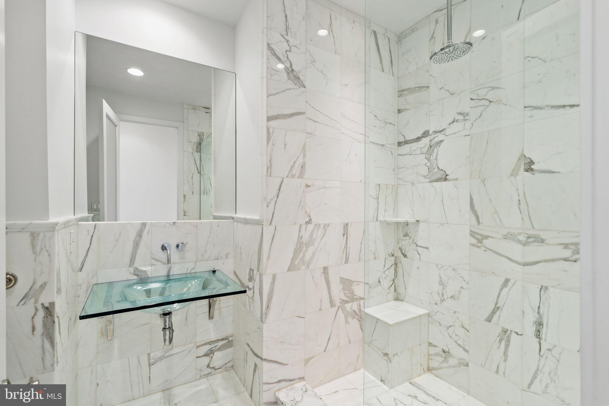 OLD CITY - Residential