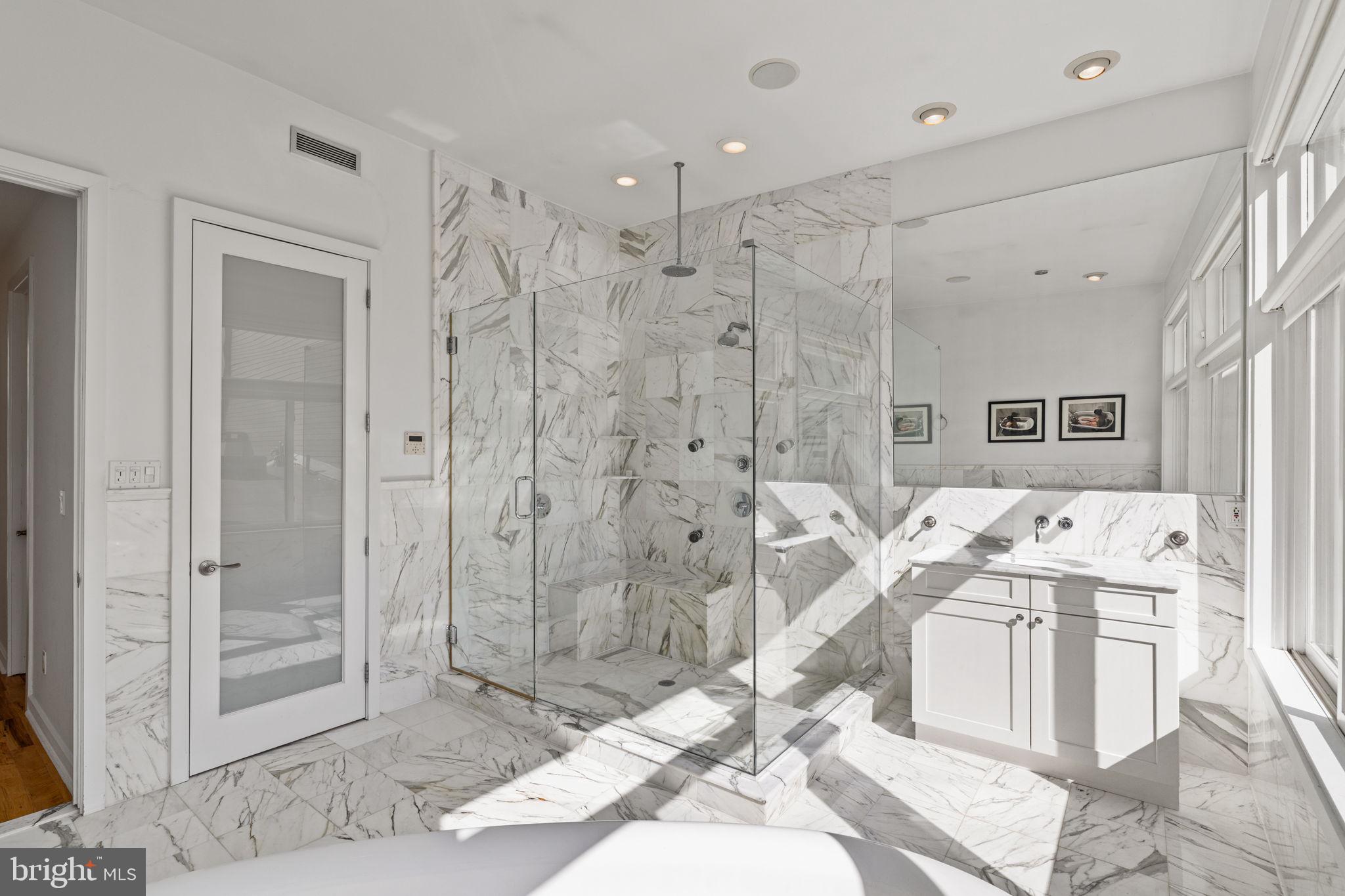 OLD CITY - Residential