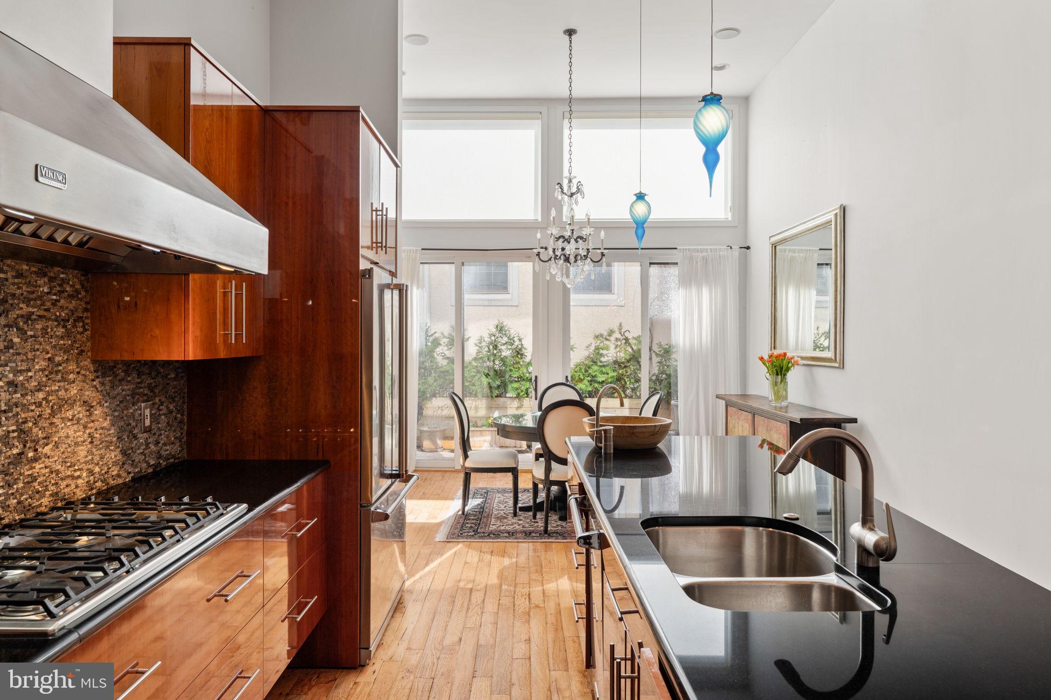 OLD CITY - Residential