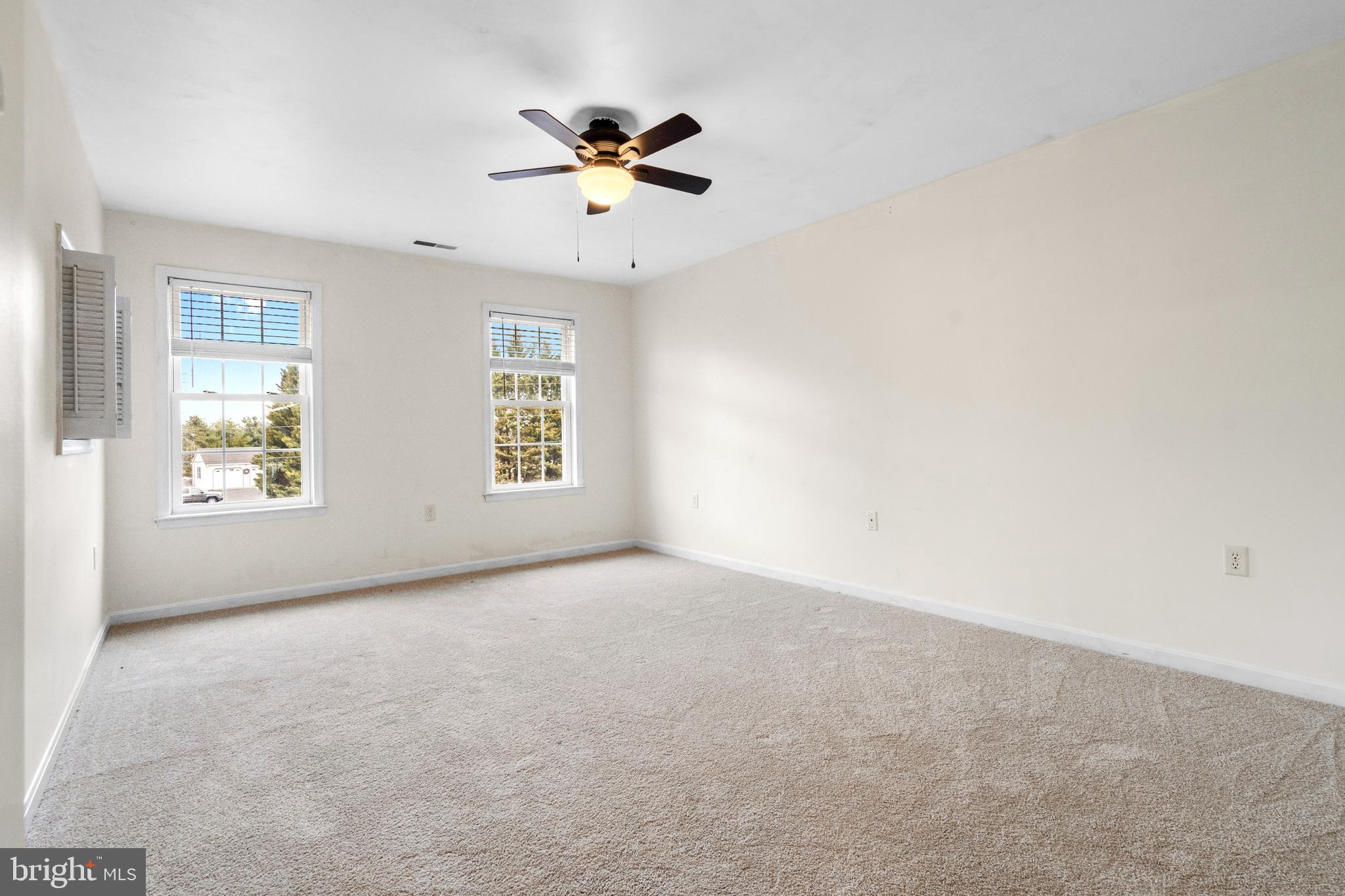 LEISURE ACRES - Residential