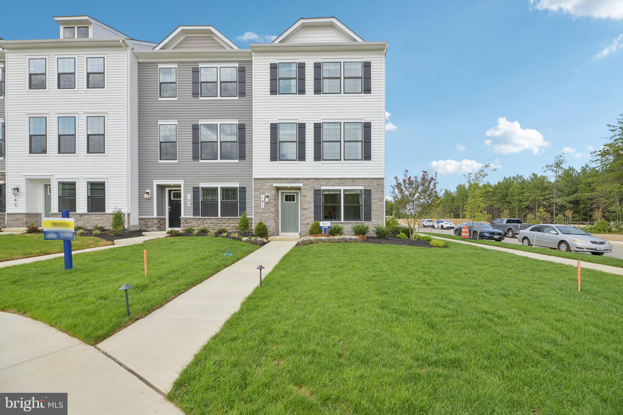 PINEGROVE - Residential