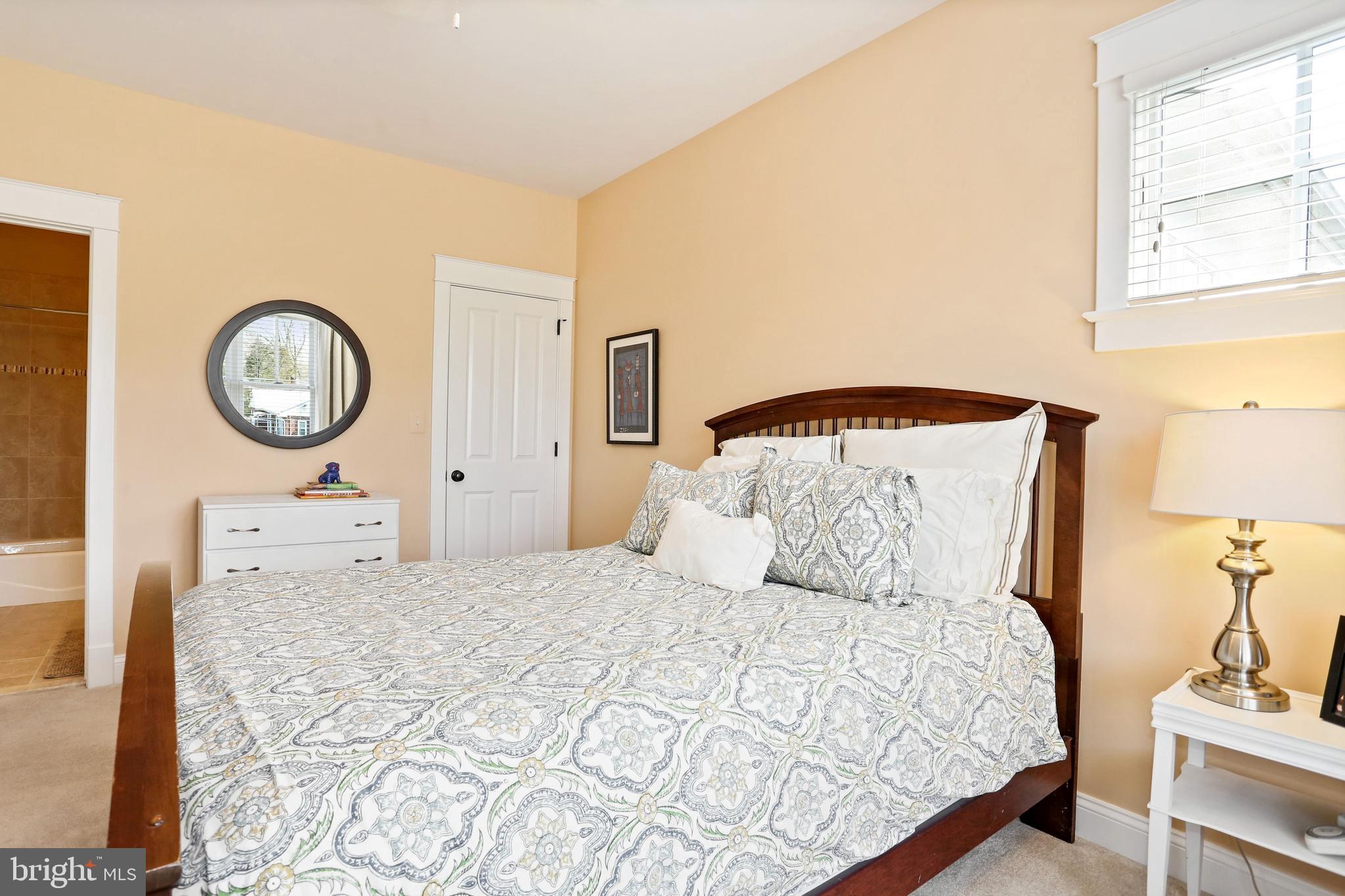 BERKSHIRE OAKWOOD - Residential