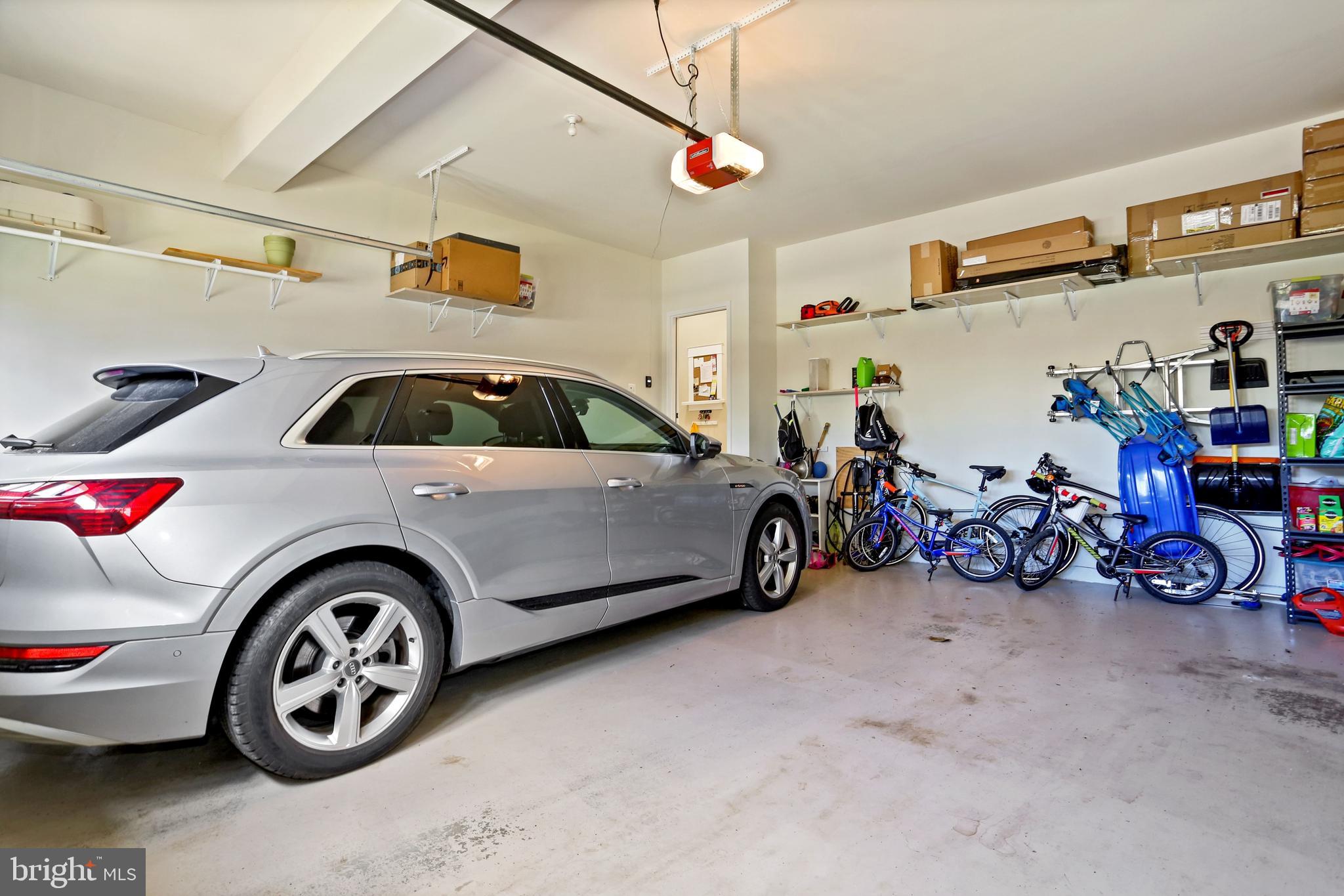 BERKSHIRE OAKWOOD - Residential