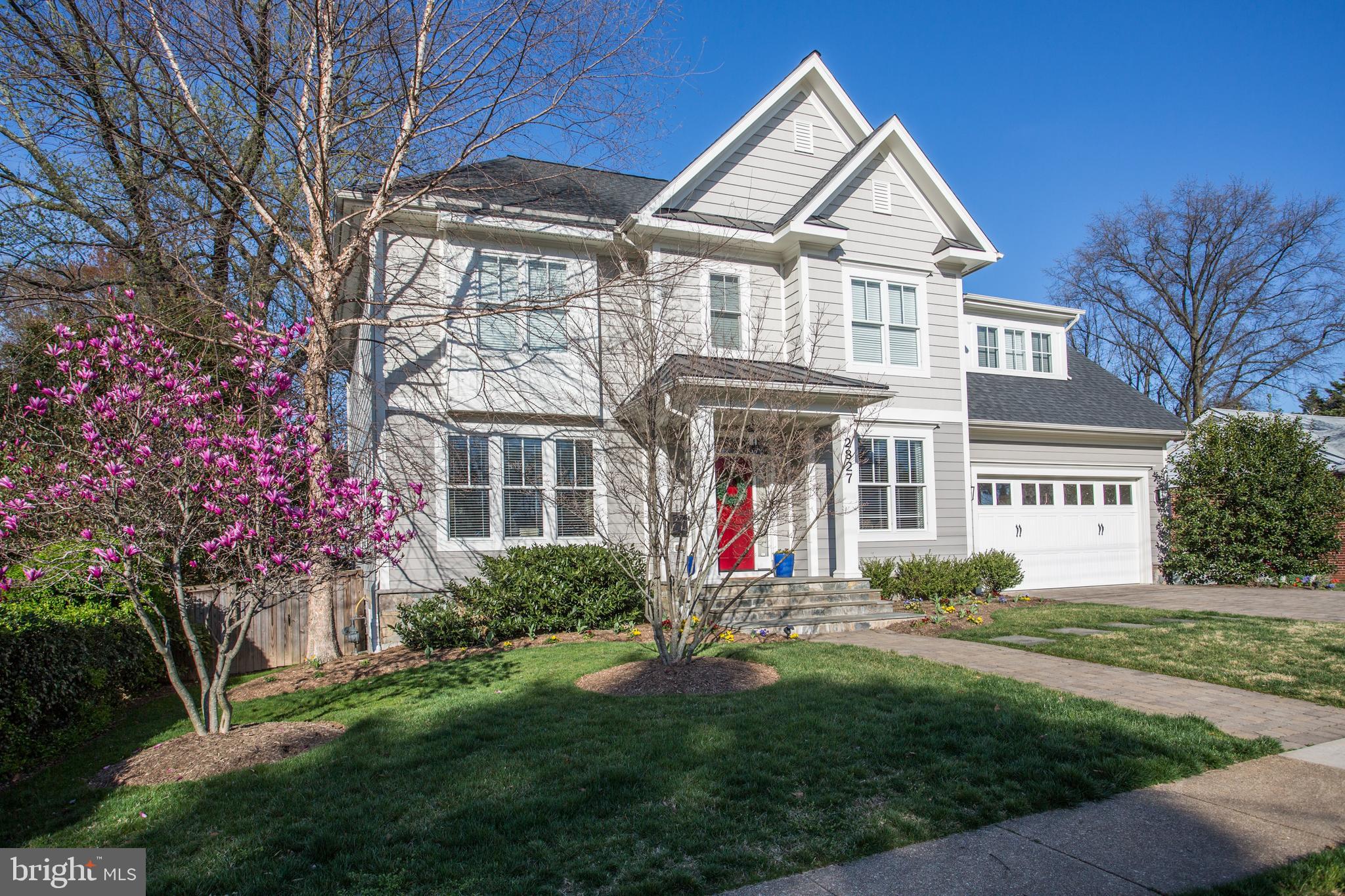 BERKSHIRE OAKWOOD - Residential