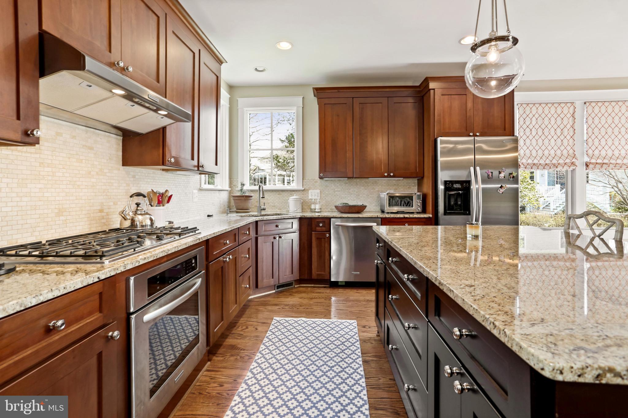 BERKSHIRE OAKWOOD - Residential