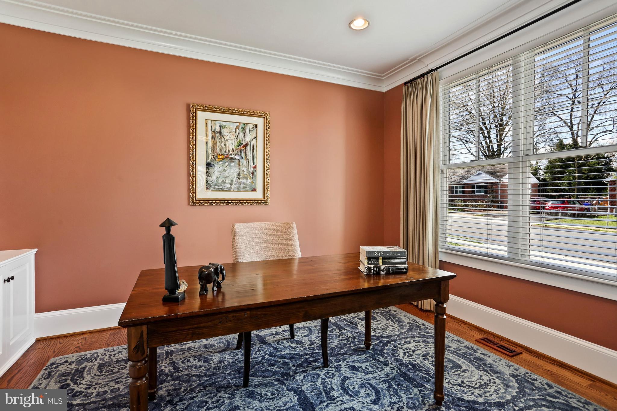 BERKSHIRE OAKWOOD - Residential