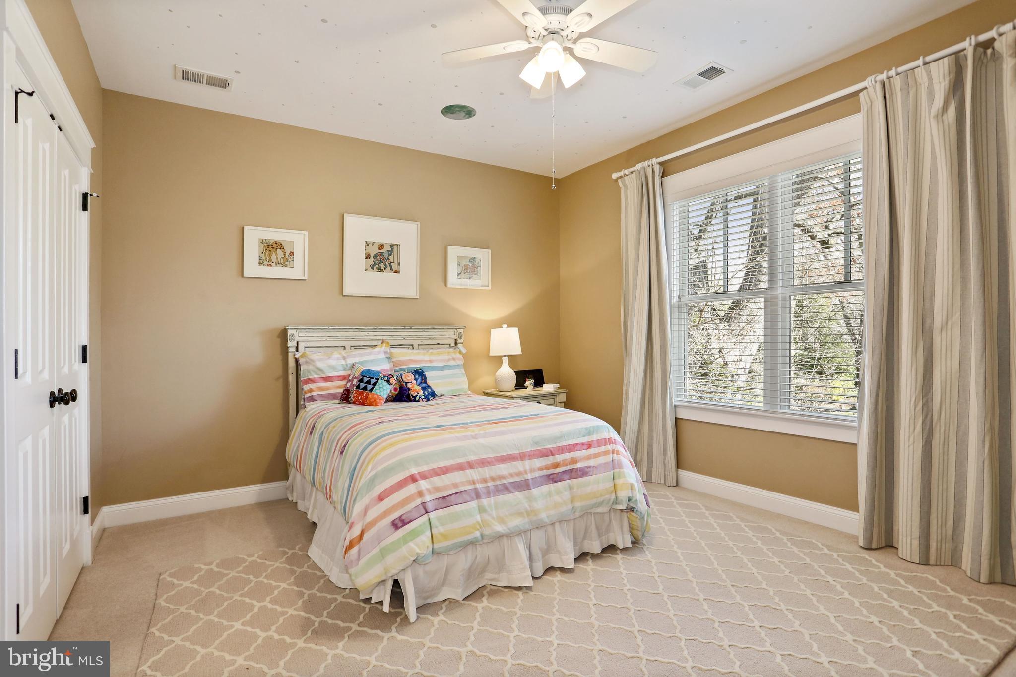 BERKSHIRE OAKWOOD - Residential