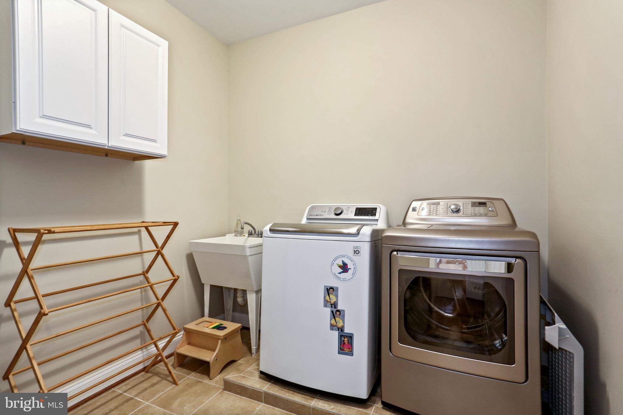 BERKSHIRE OAKWOOD - Residential