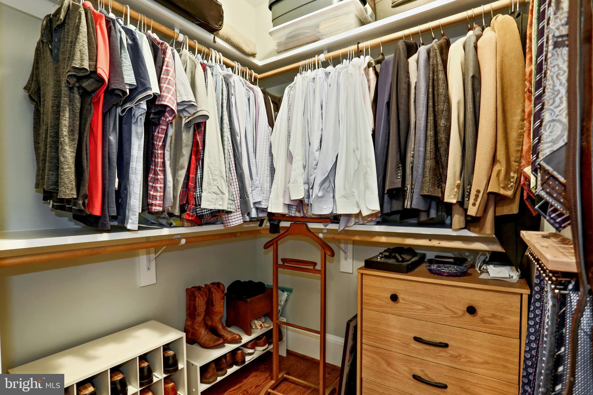 BERKSHIRE OAKWOOD - Residential