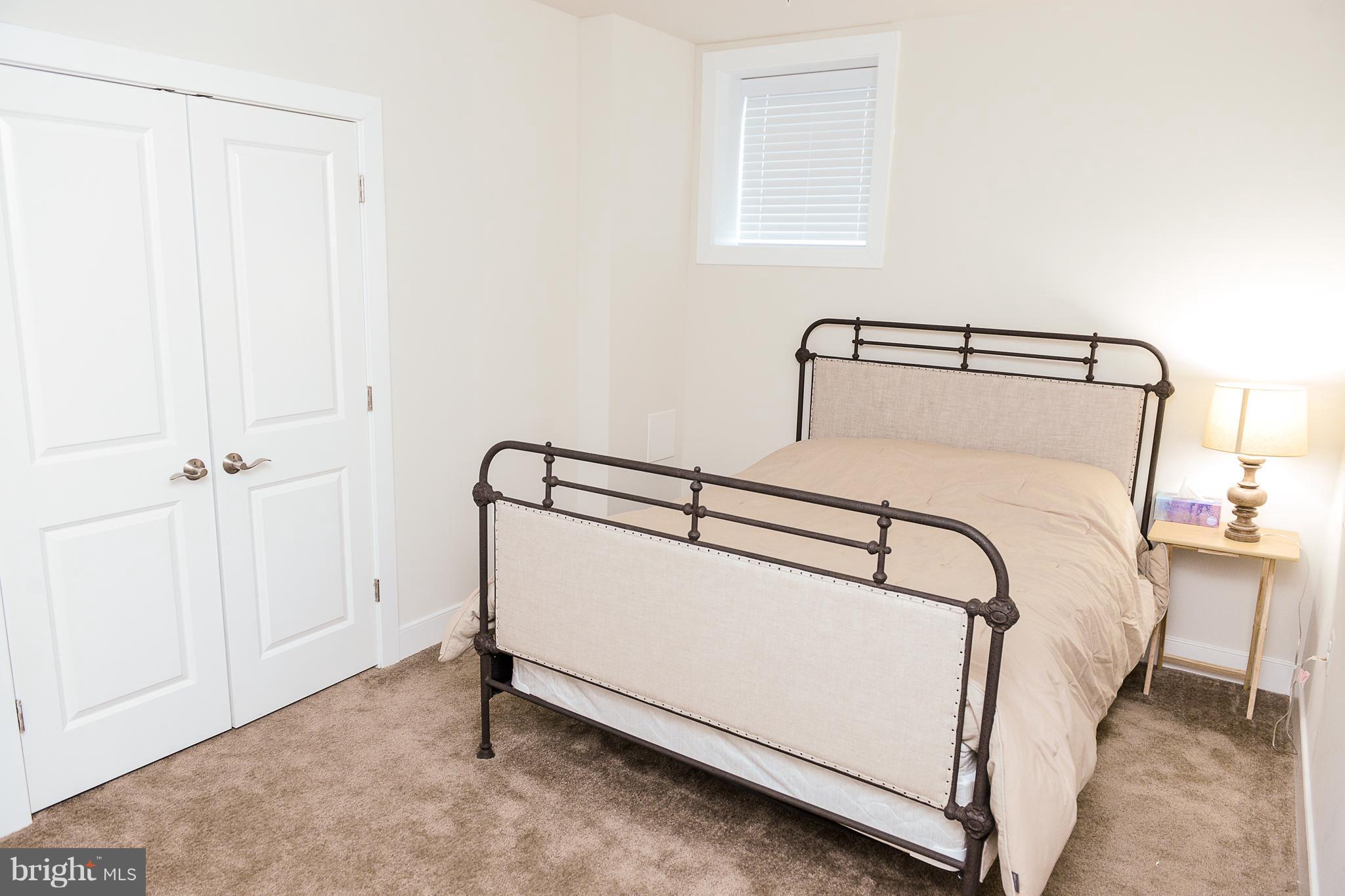 POTOMAC YARD - Residential Lease