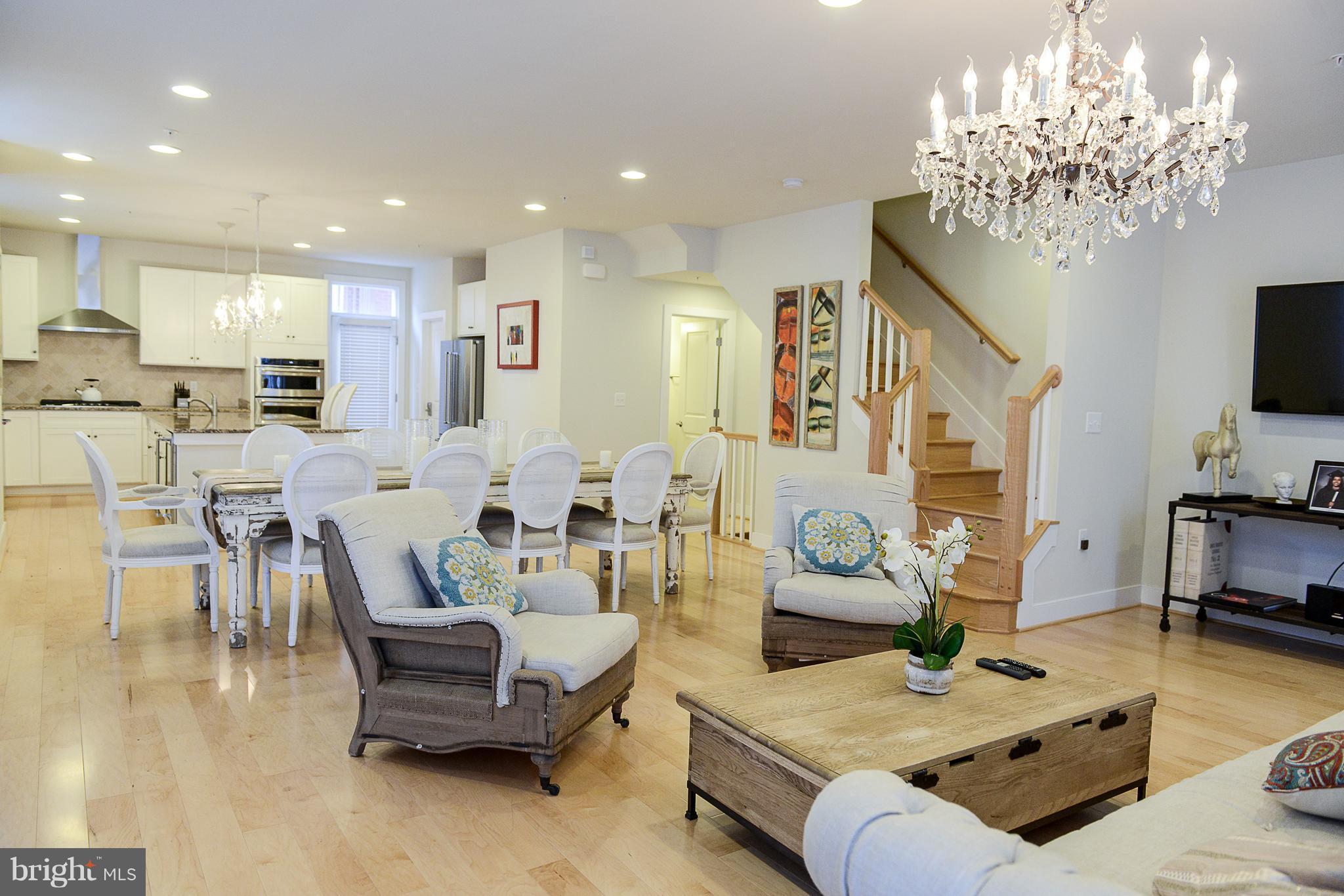 POTOMAC YARD - Residential Lease