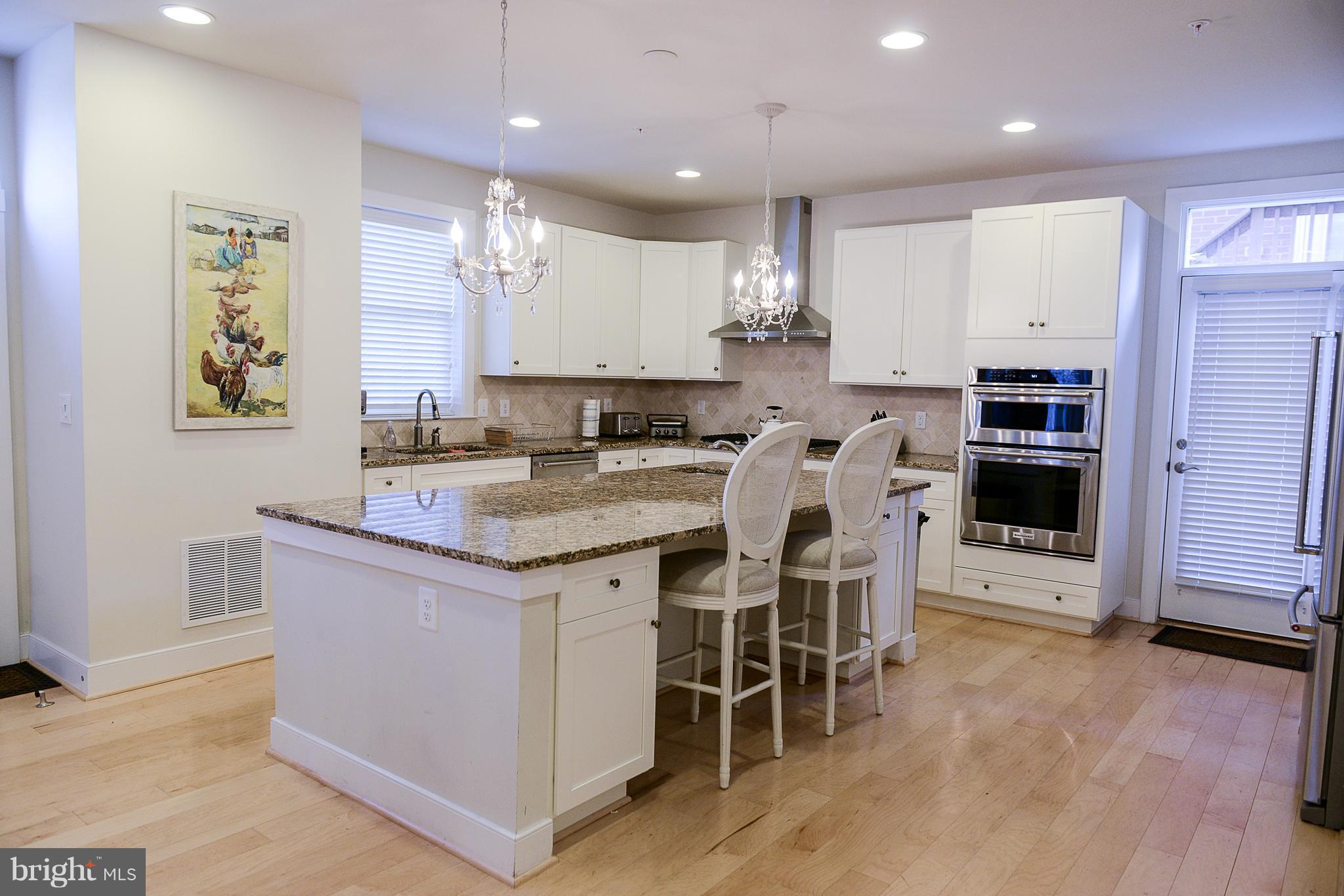 POTOMAC YARD - Residential Lease