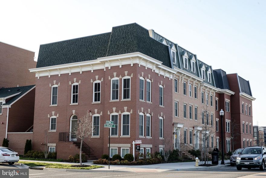 Beautiful 5 bedroom 4.5 bath Town House in Potomac Yards.  This unit has everything you can imagine.  Gourmet kitchen, hard wood floors throughout, up grades throughout the house and spacious floor plan.  Mother in law suite above the detached garage with full bath room and the convenience of living in Alexandria with easy access to 495 and to Washington D.C. Detached living space above garage.