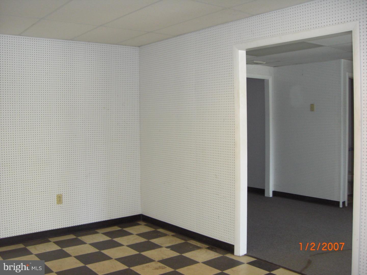 POTTSTOWN - Commercial Sale