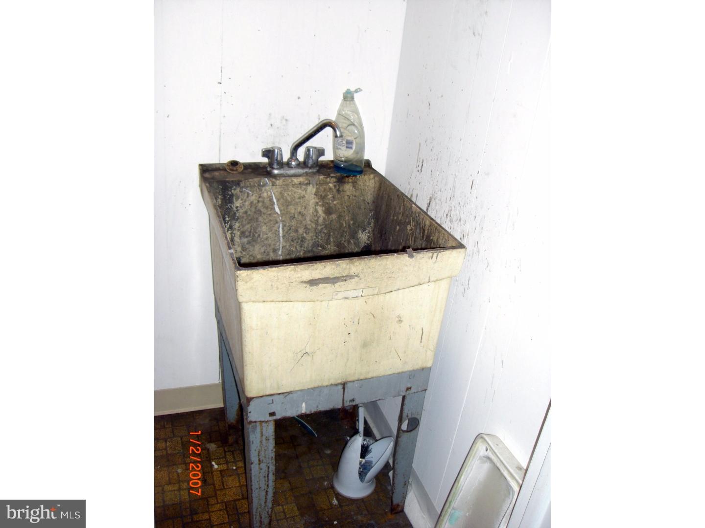 POTTSTOWN - Commercial Sale