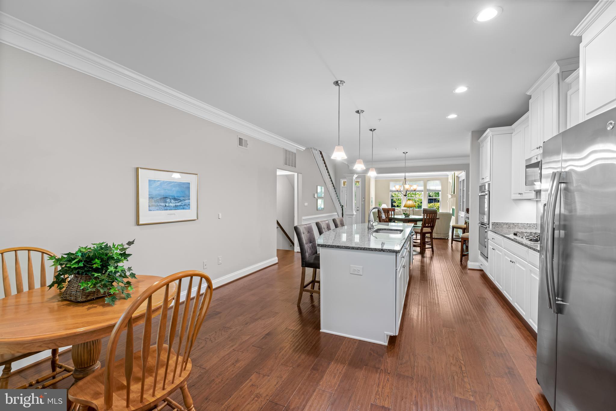 STONELEIGH SUMMIT - Residential