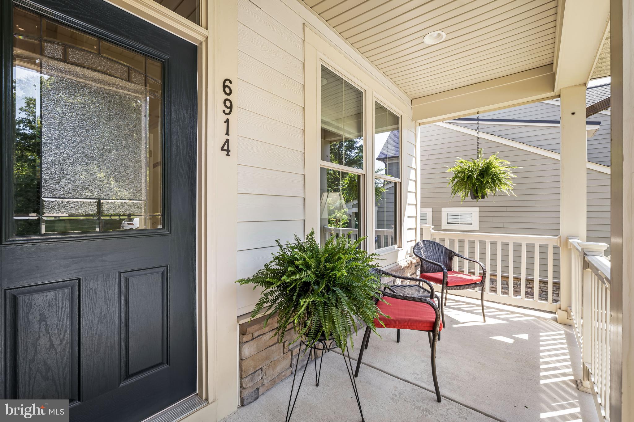 STONELEIGH SUMMIT - Residential