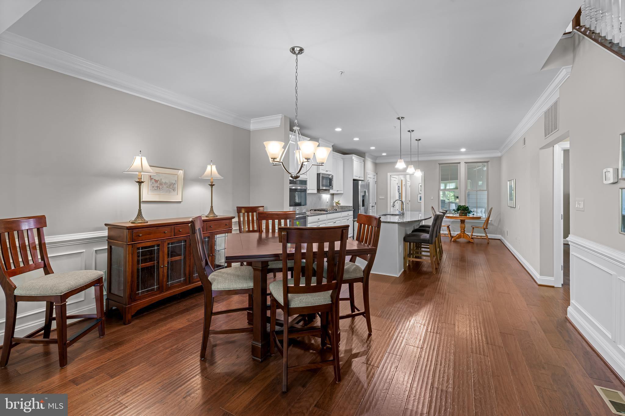 STONELEIGH SUMMIT - Residential