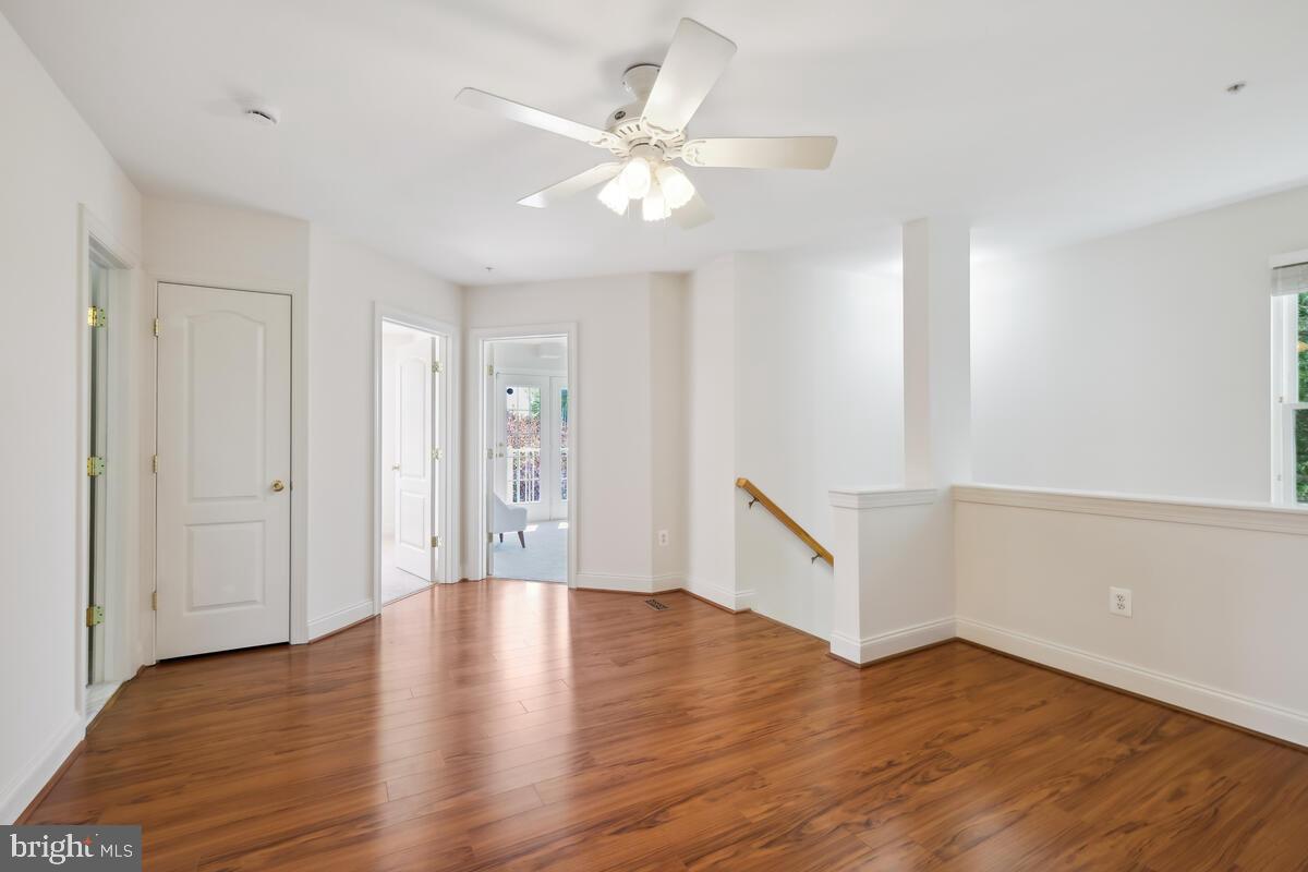 QUINCE ORCHARD PARK - Residential