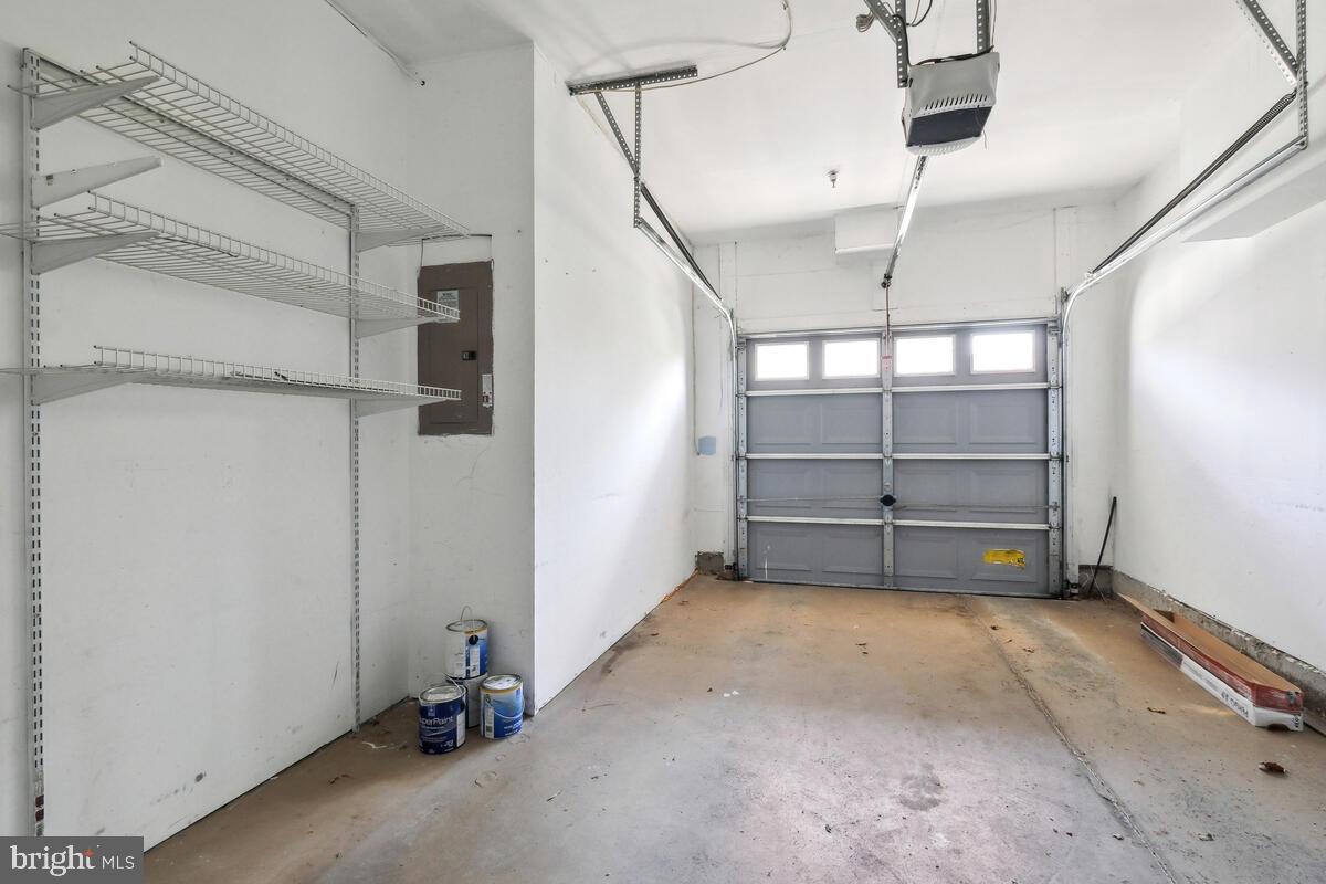 QUINCE ORCHARD PARK - Residential