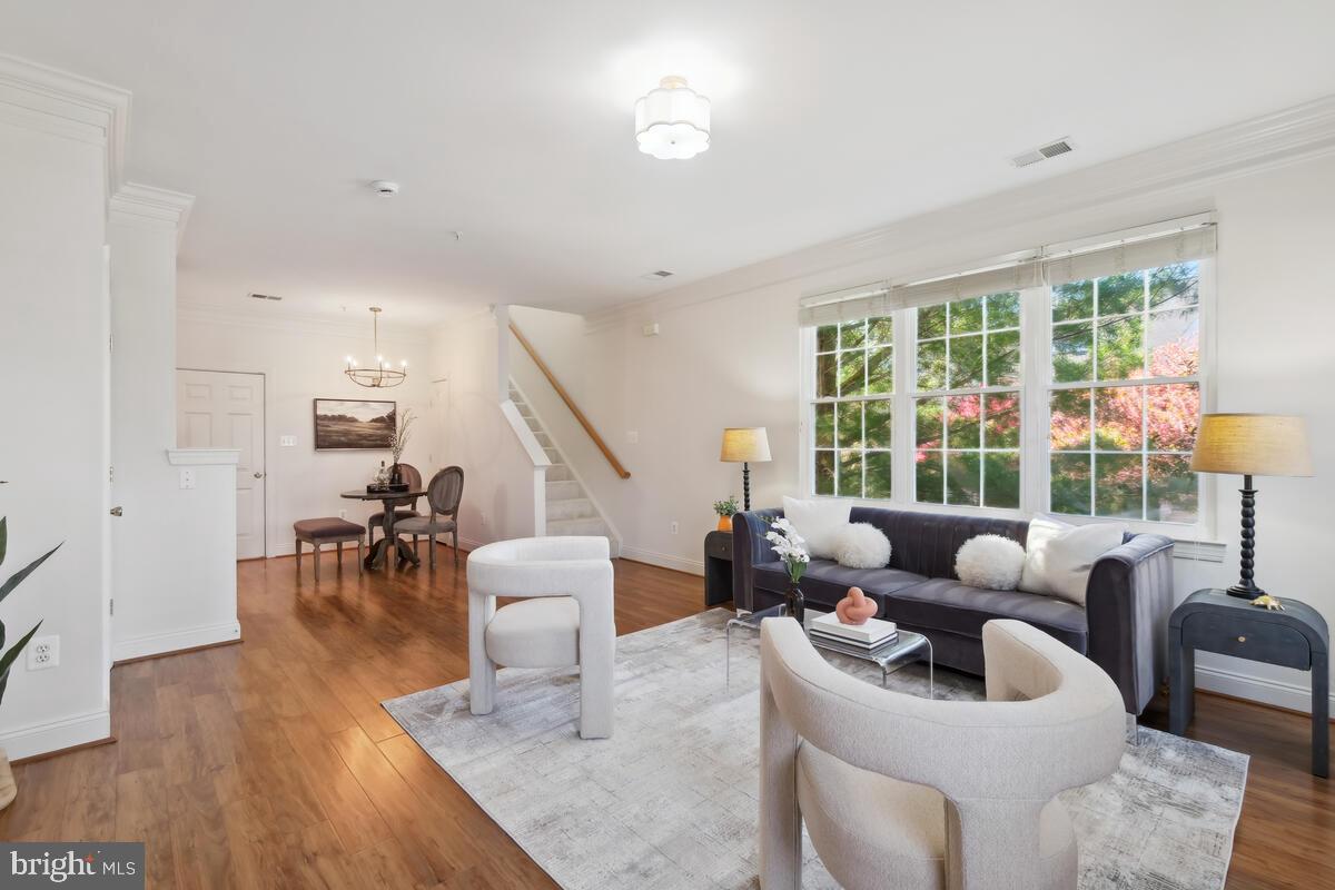 QUINCE ORCHARD PARK - Residential