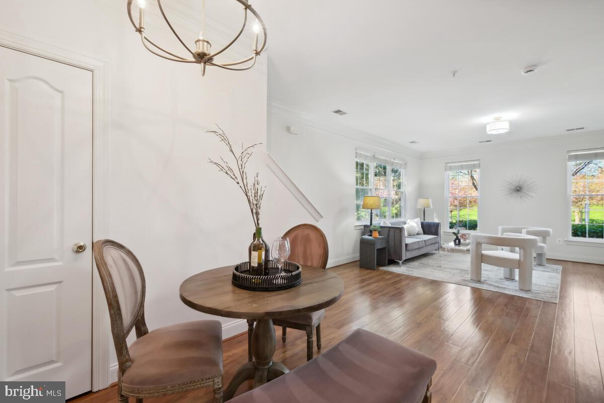 QUINCE ORCHARD PARK - Residential