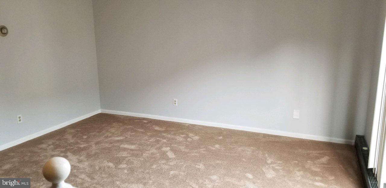 HENDERSON'S WHARF - Residential Lease