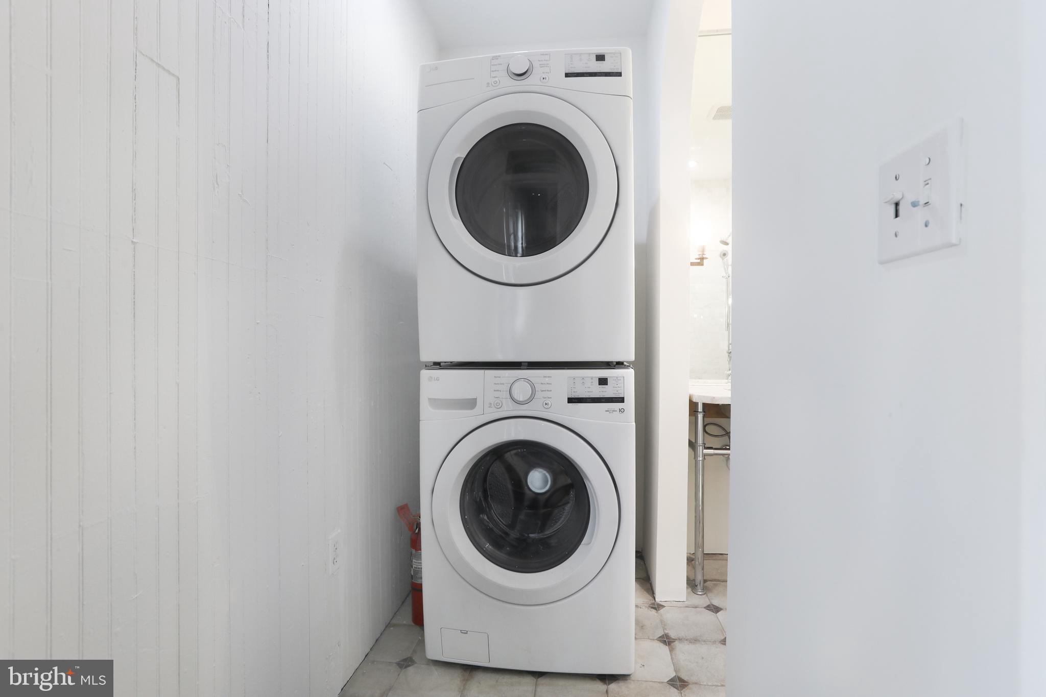 MOUNT VERNON PLACE HISTORIC DISTRICT - Residential Lease