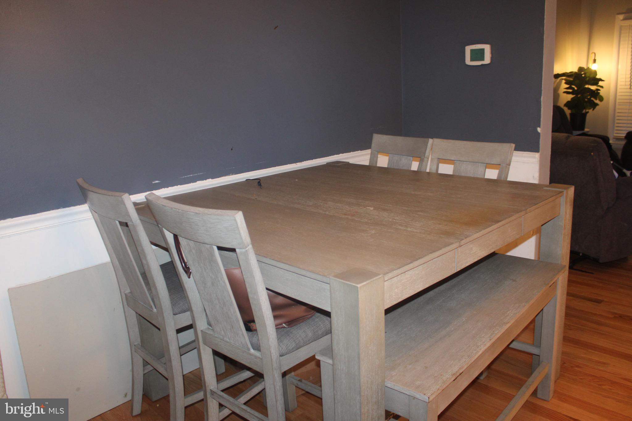 BELMONT - Residential