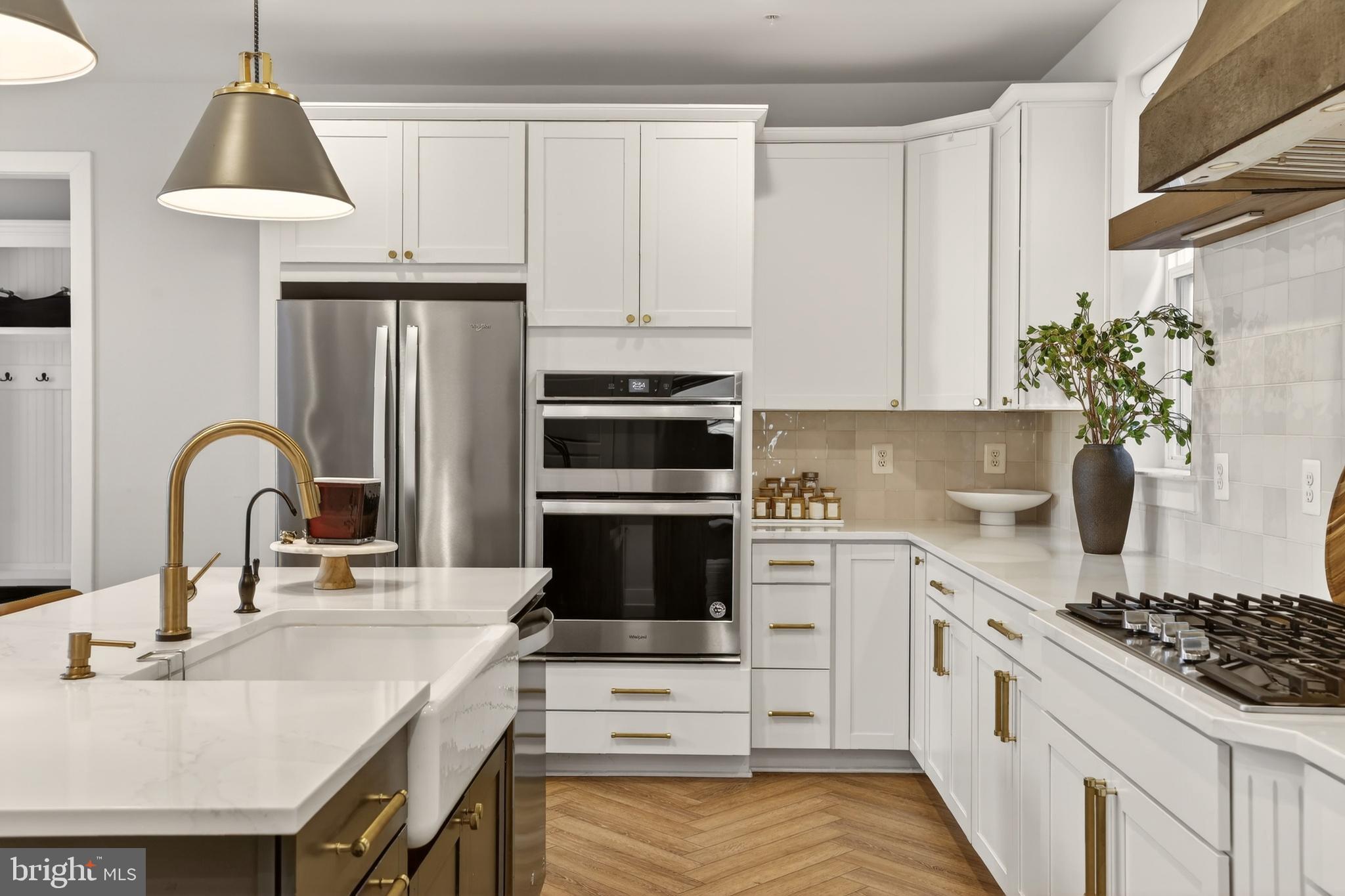 CABIN BRANCH - Residential