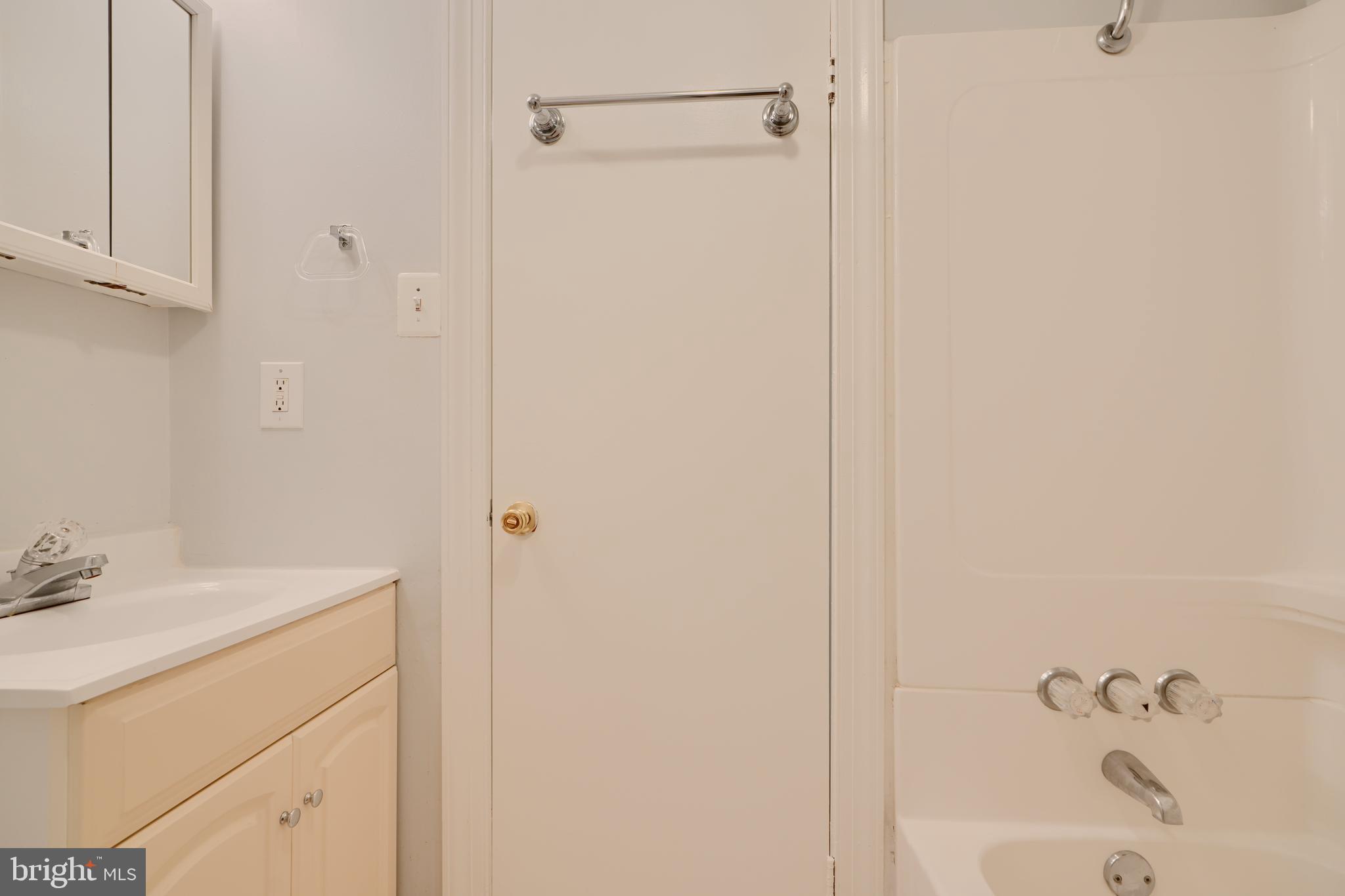 CANTON - Residential Lease