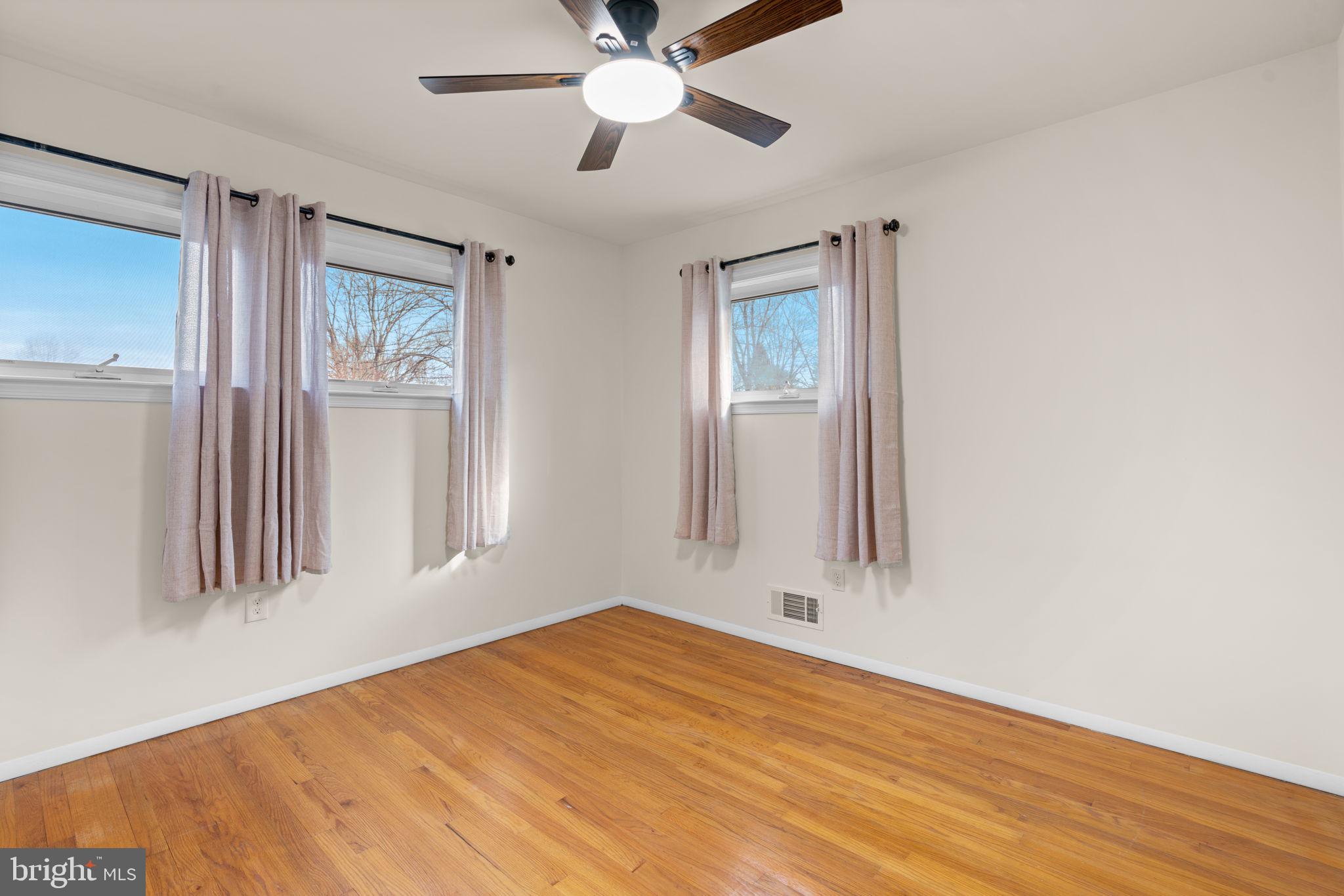 MERRYMAN HEIGHTS - Residential