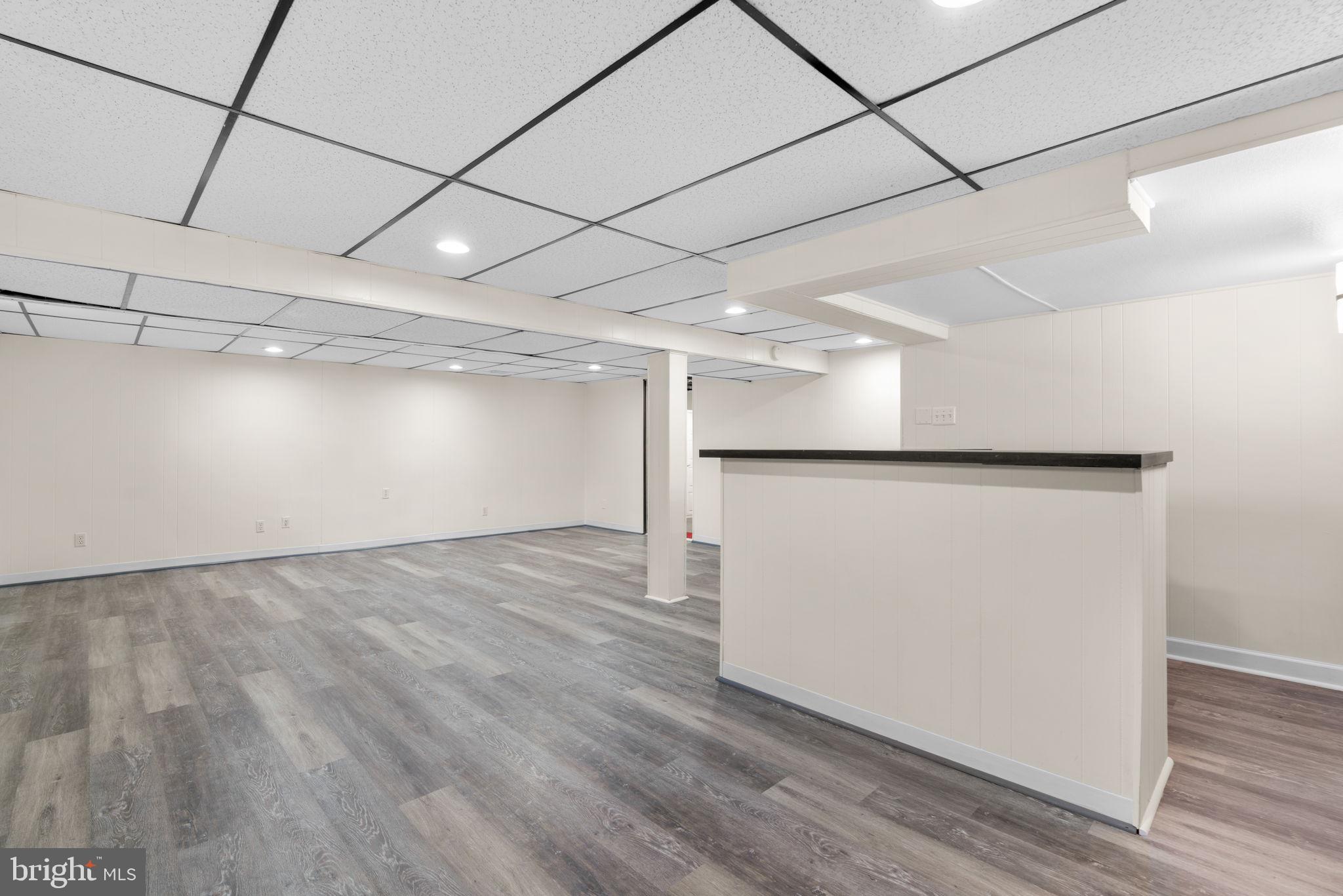 MERRYMAN HEIGHTS - Residential