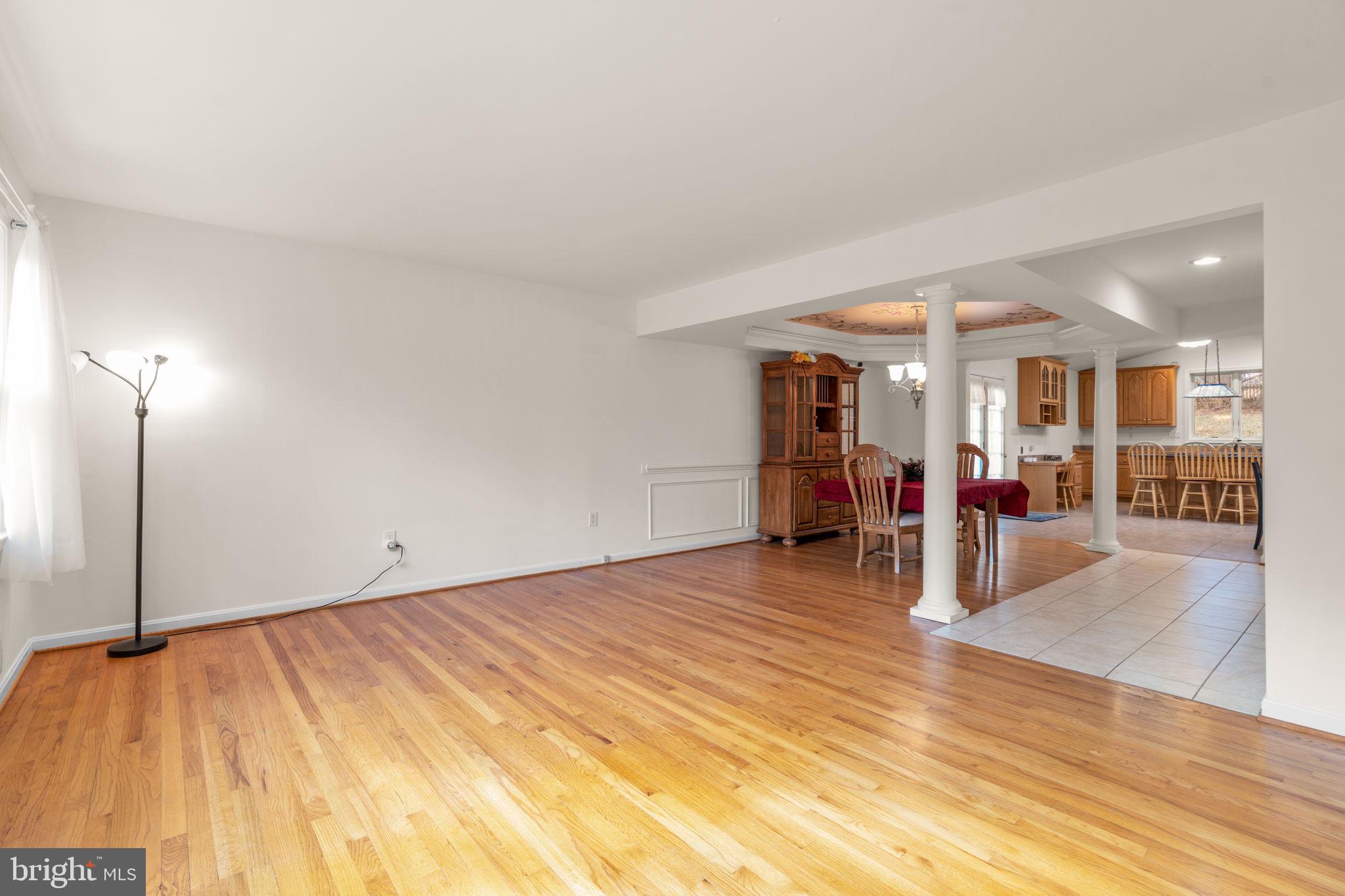 MERRYMAN HEIGHTS - Residential