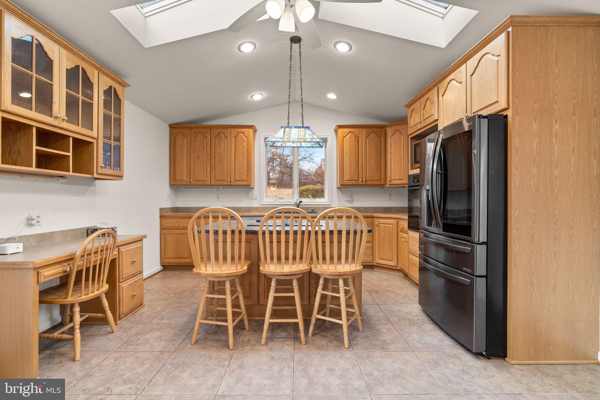 MERRYMAN HEIGHTS - Residential