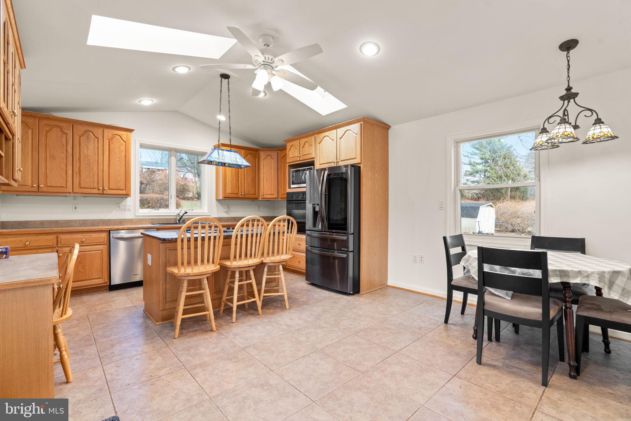 MERRYMAN HEIGHTS - Residential