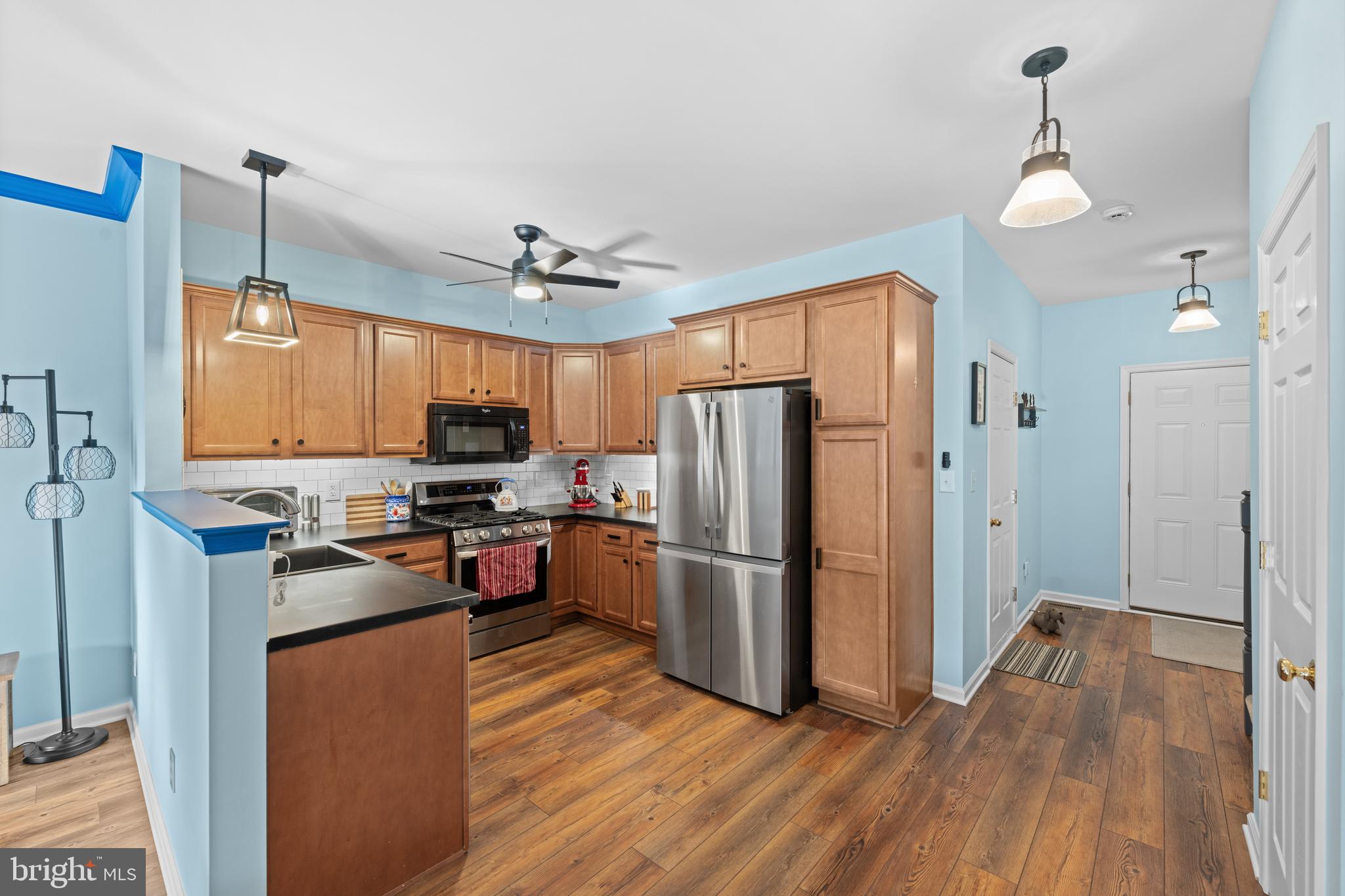 CLIFFSIDE MANOR - Residential