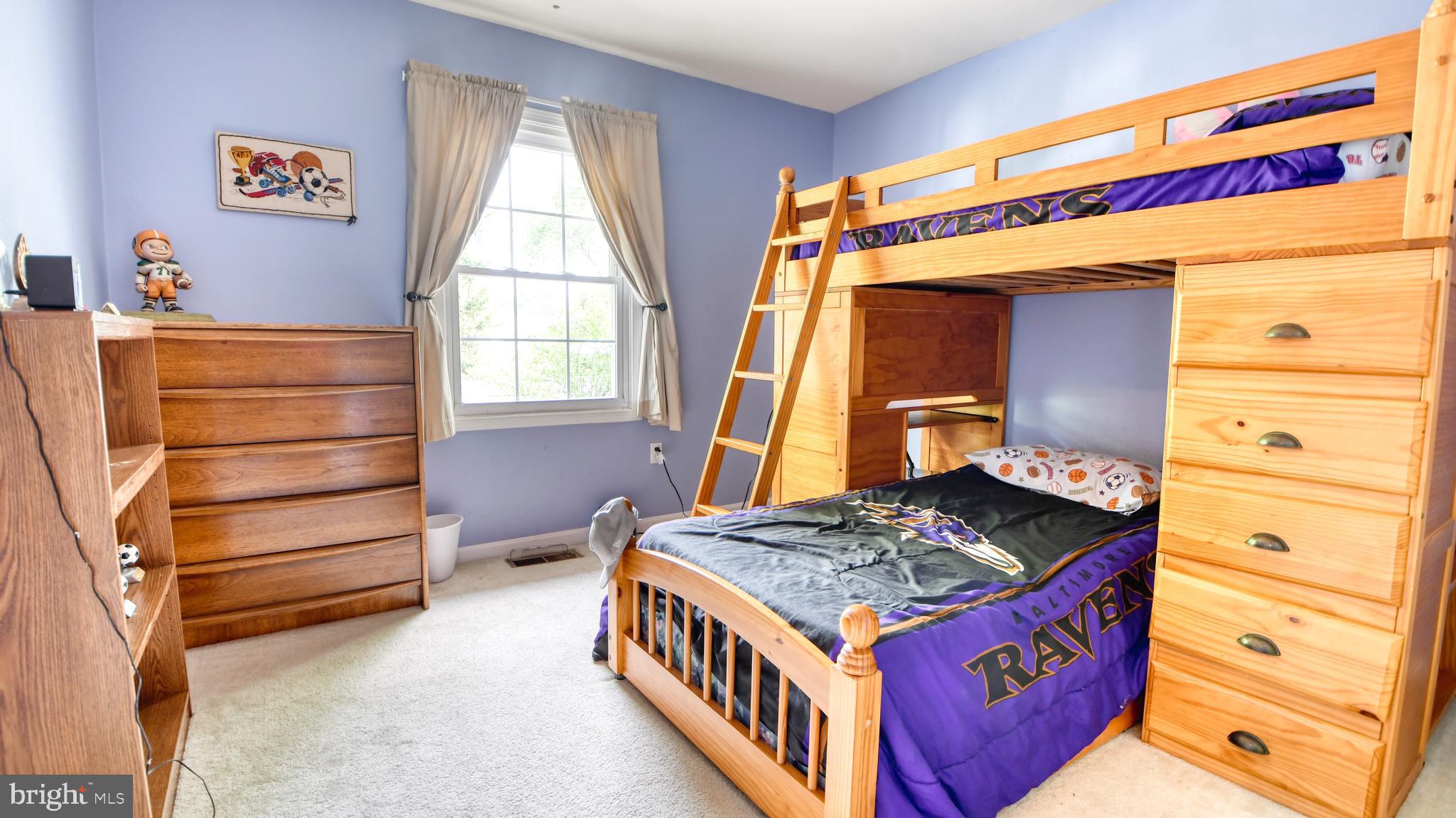 FOUR SEASONS ESTATES - Residential