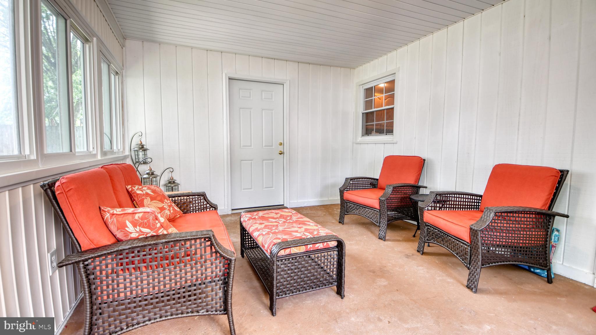 FOUR SEASONS ESTATES - Residential