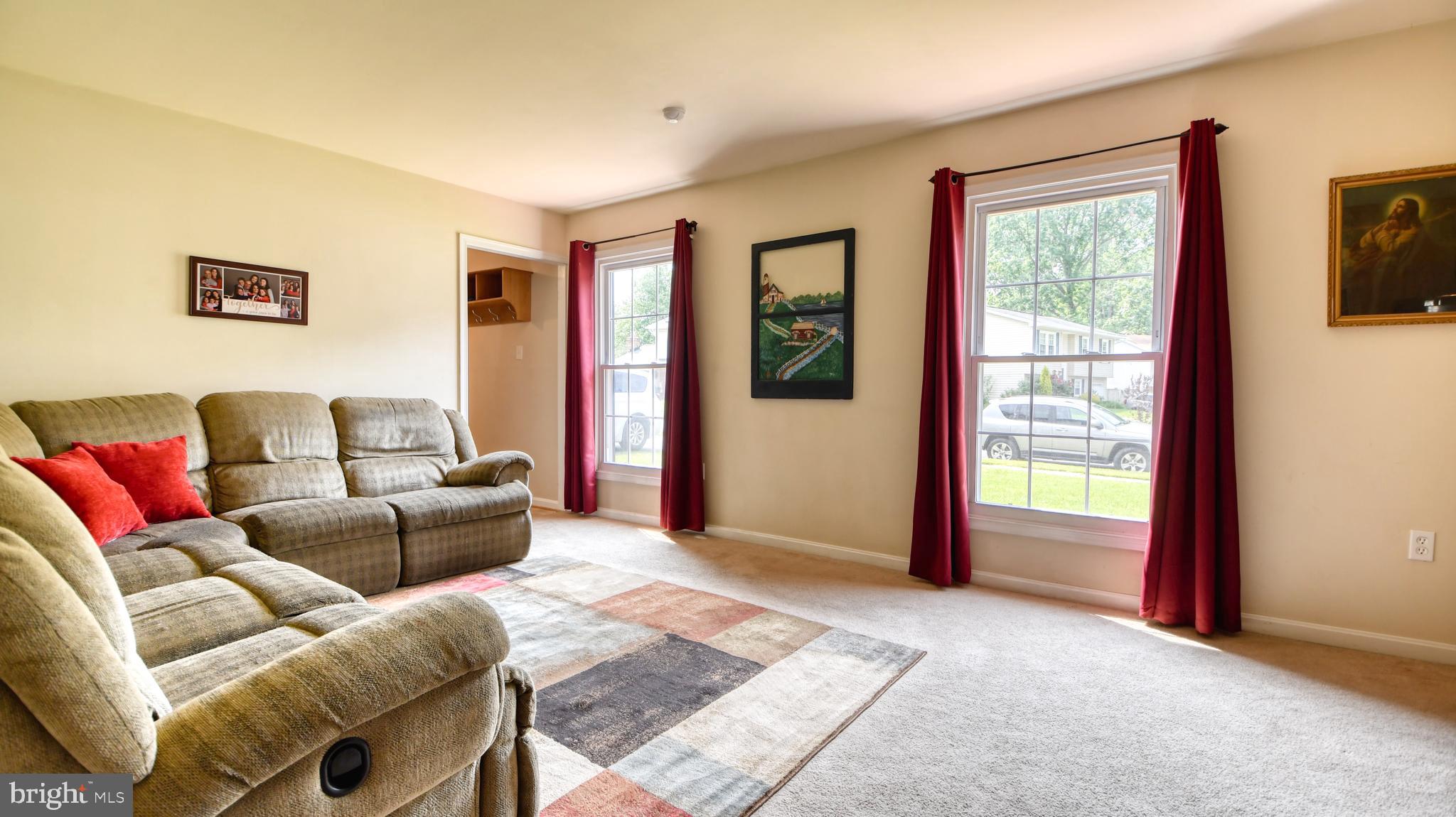 FOUR SEASONS ESTATES - Residential