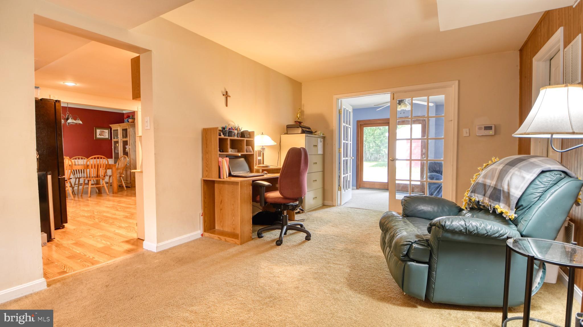 FOUR SEASONS ESTATES - Residential