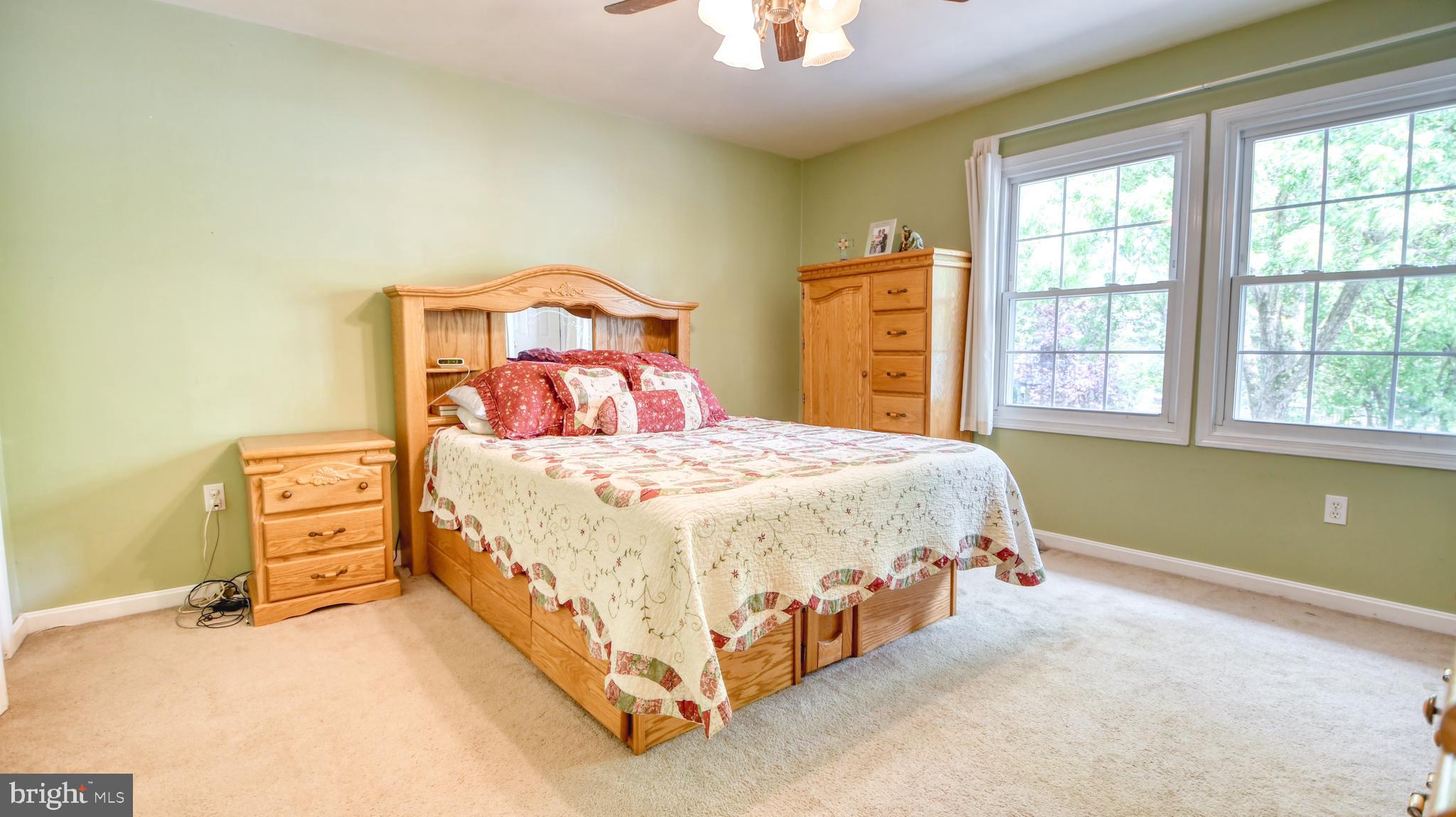 FOUR SEASONS ESTATES - Residential