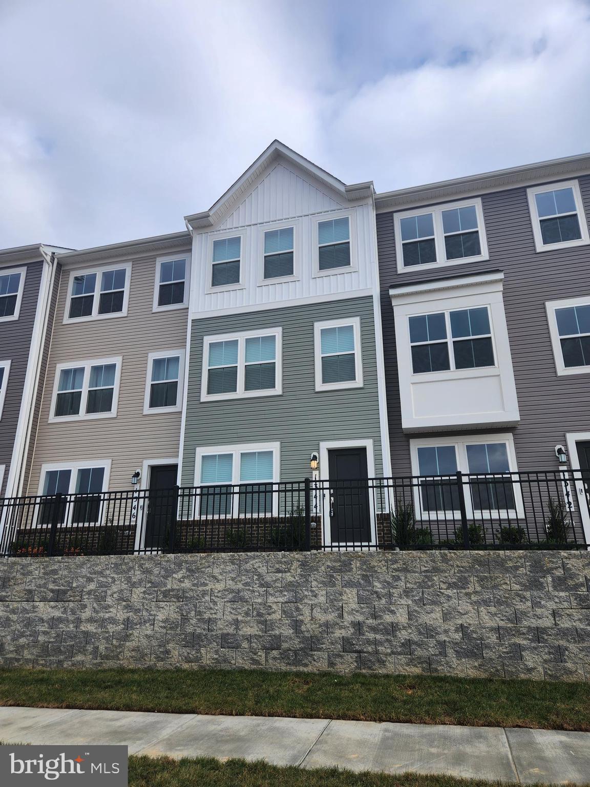 NONE AVAILABLE - Residential Lease