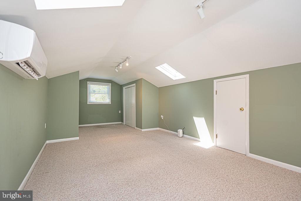OCEAN PINES - BAY COLONY - Residential