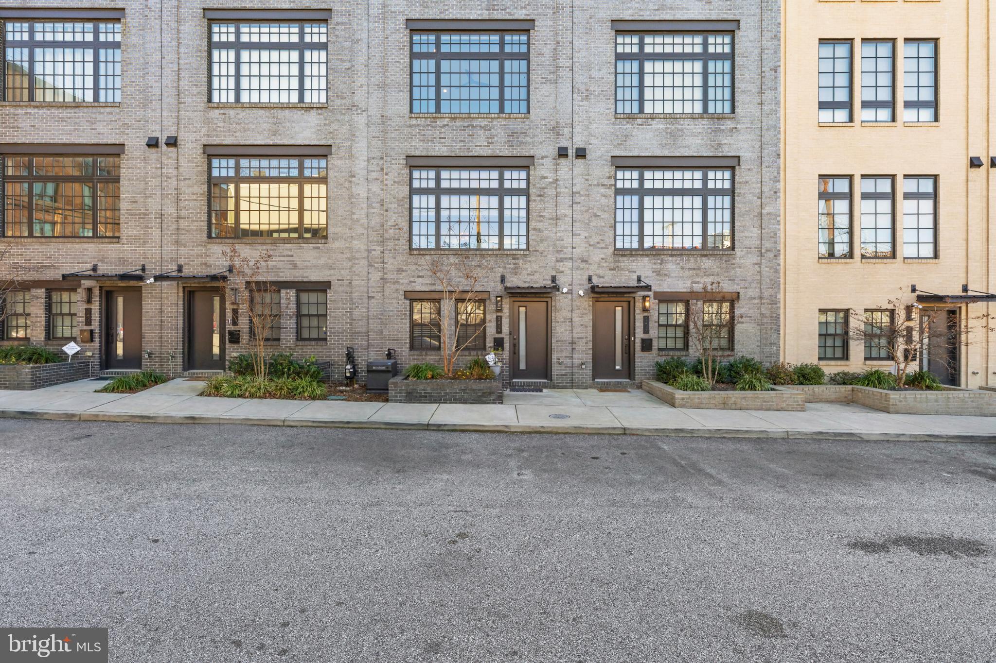 CANTON - Residential