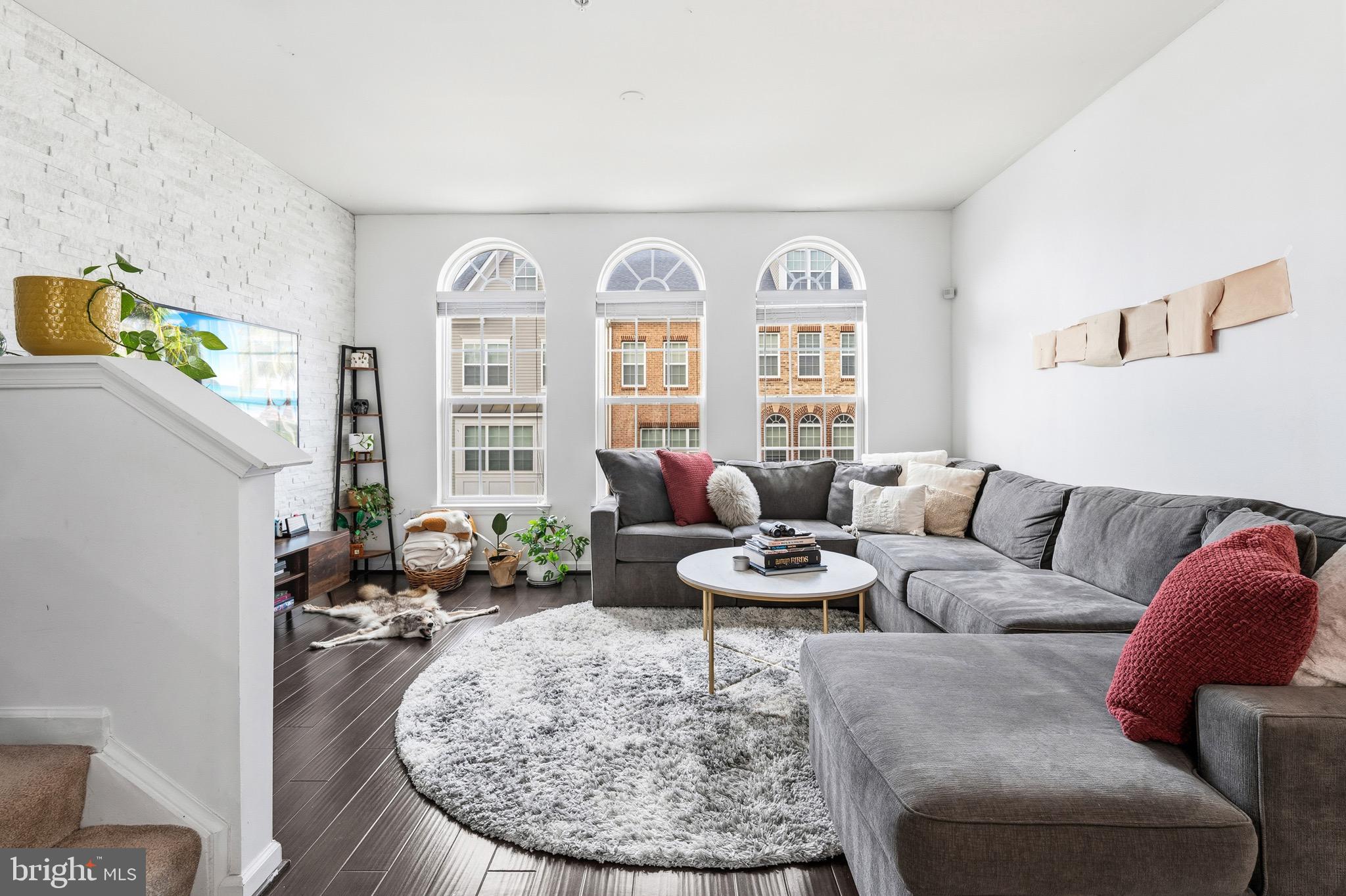 BRICK YARD STATION - Residential